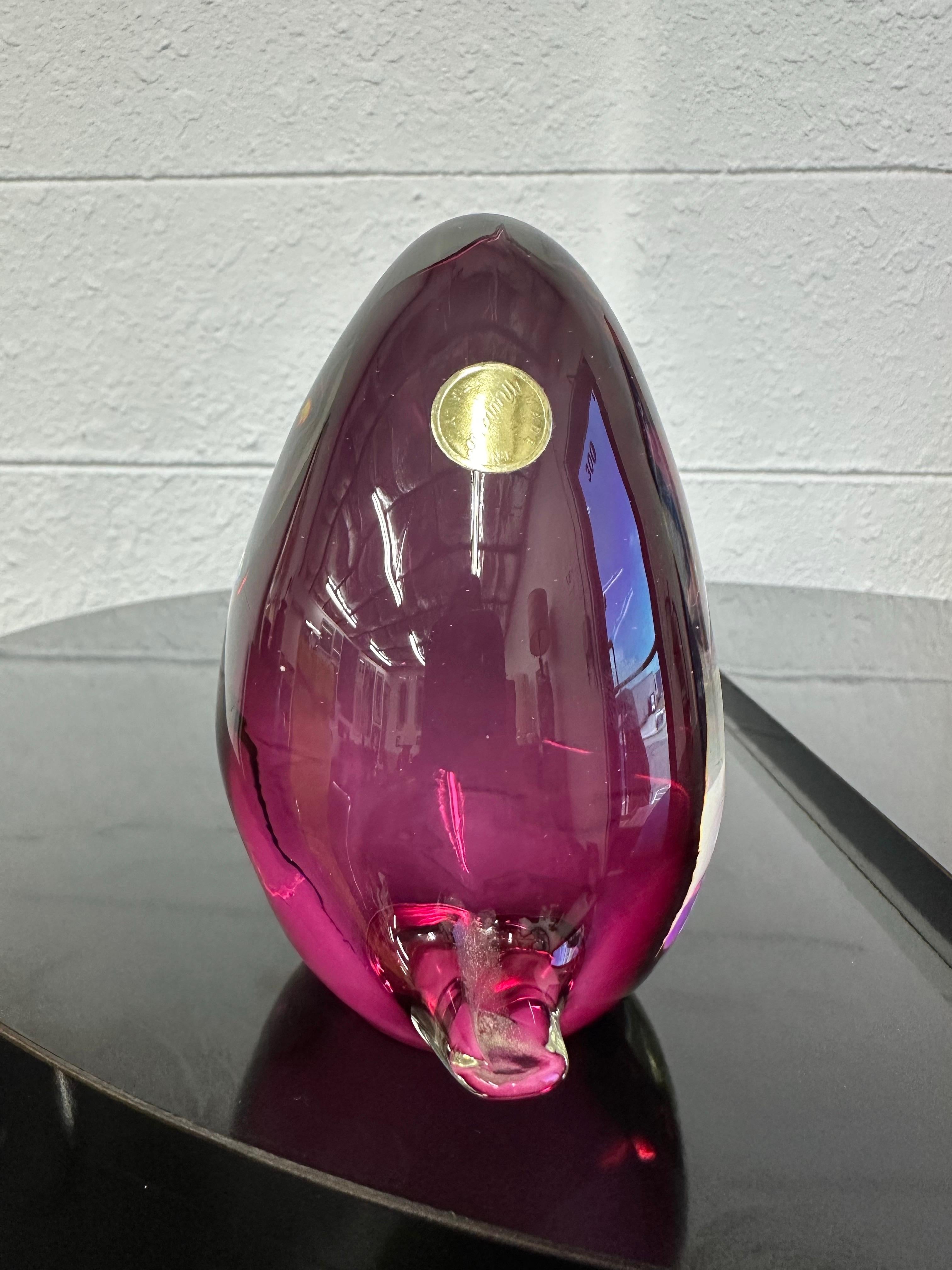 Hand-Crafted Mid Century Italian Murano Sommerso Glass Bird Pink and Clear For Sale
