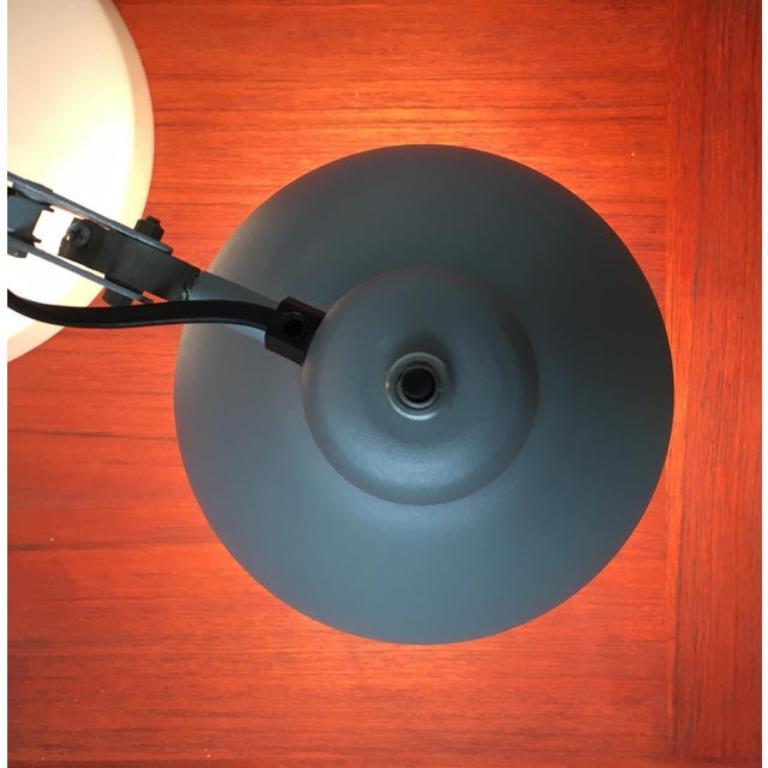 Lampada da tavolo Naskaloris di Archivio Storico per Fontana Arte, metà secolo. in vendita 5