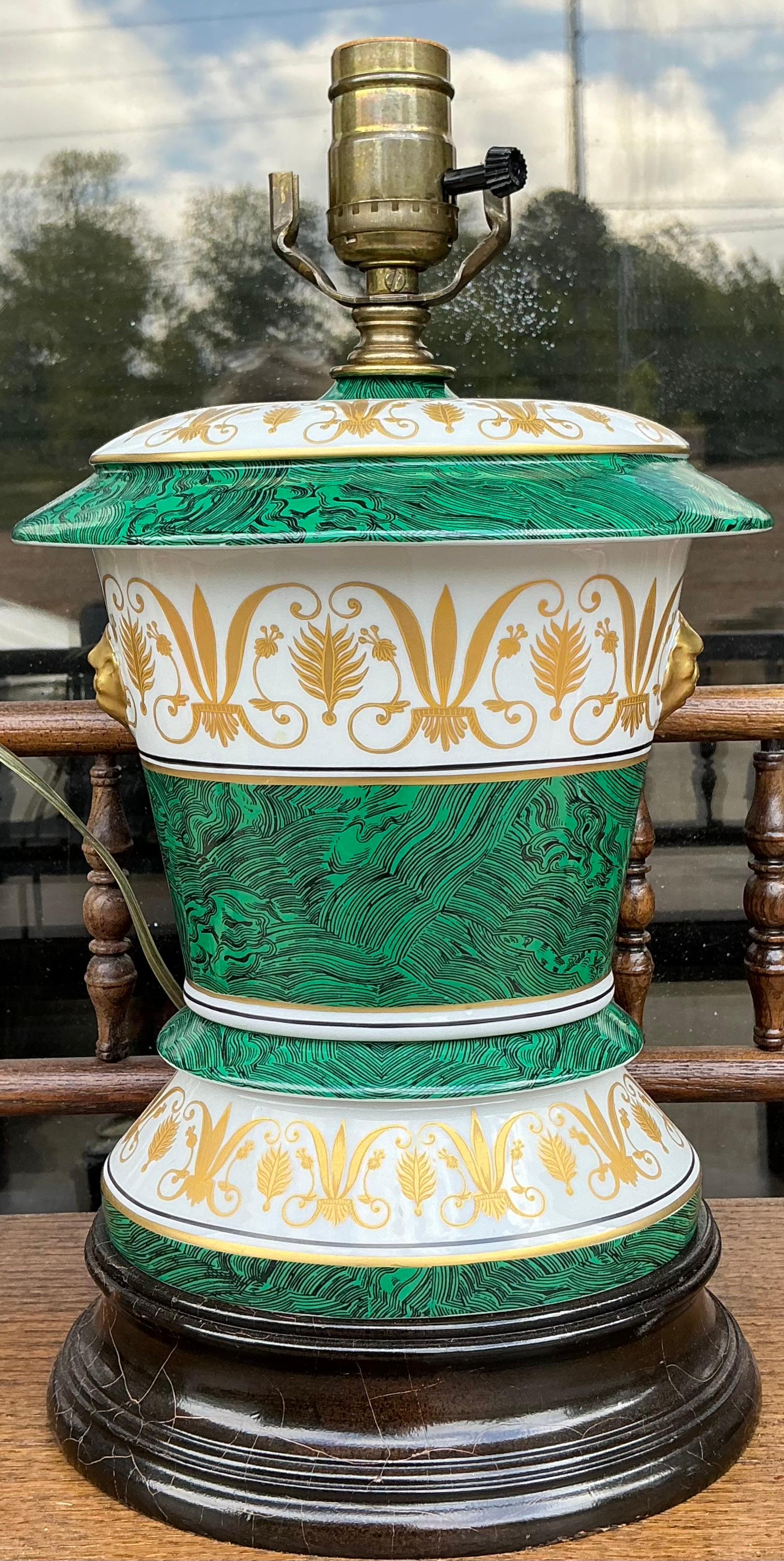Mid-Century Italian Neo-Classical Style Faux Malachite & Gilt Table Lamp In Good Condition For Sale In Kennesaw, GA