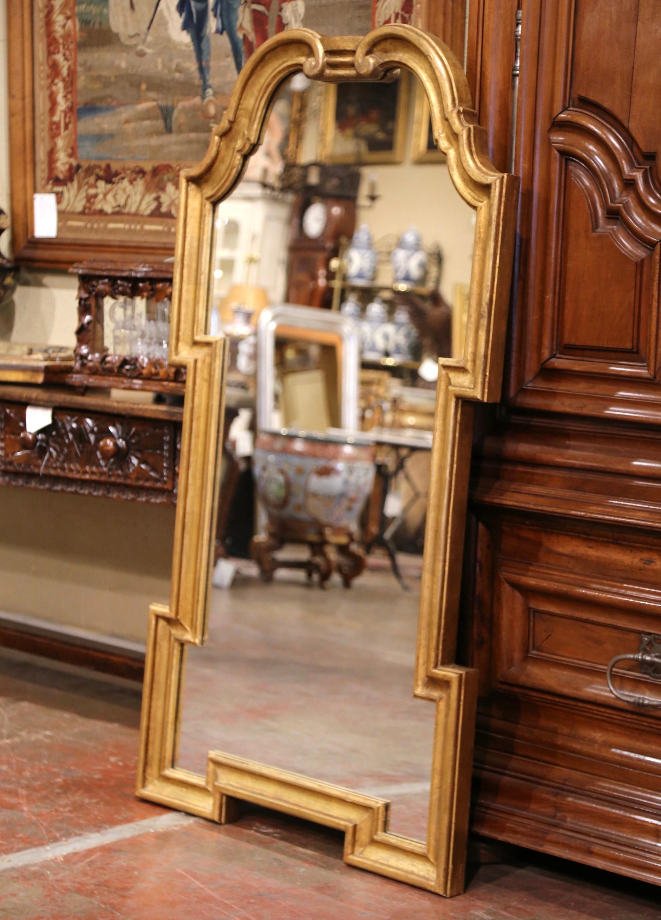 Mid-Century Italian Neoclassical Carved Giltwood Wall Mirror For Sale 3
