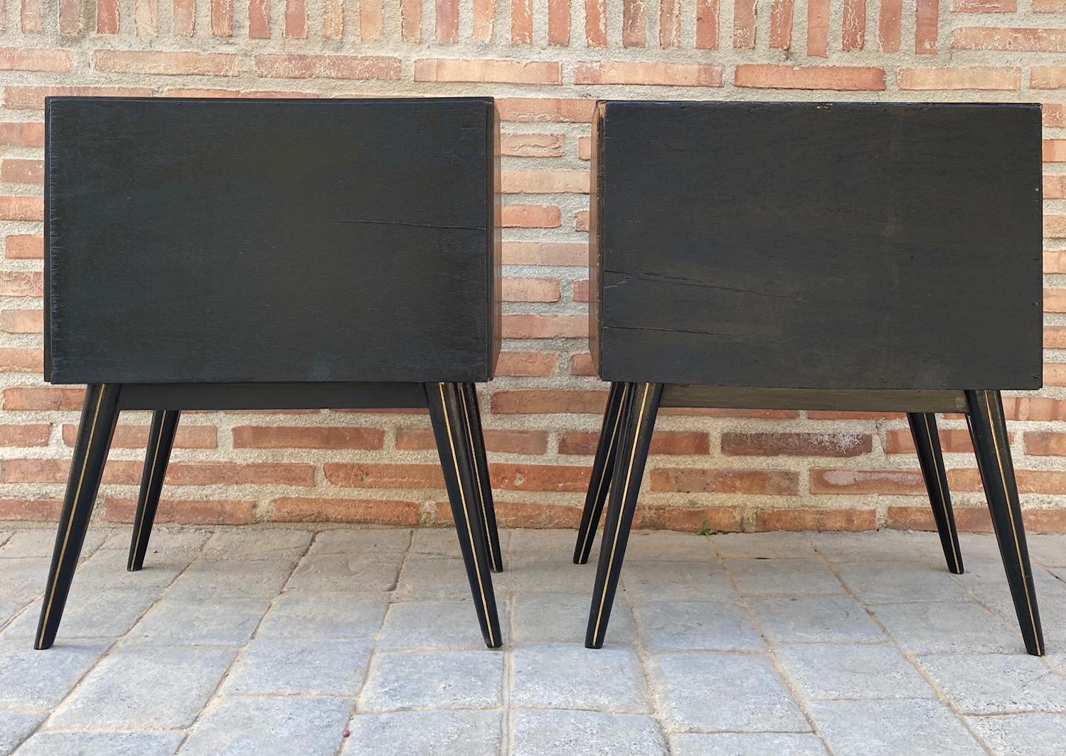 Pine Mid Century Italian Nightstands with Glass, 1960s, Set of 2 For Sale