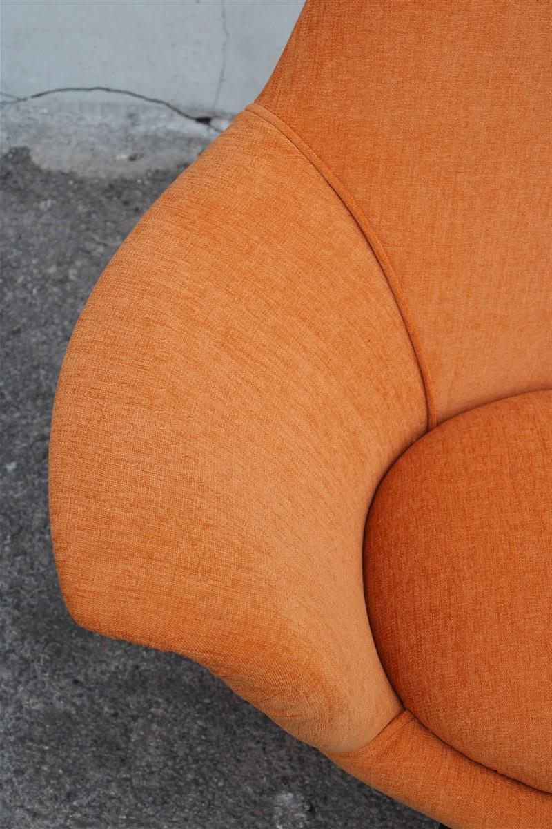 Midcentury Italian Orange Velvet Sofa Augusto Bozzi for Saporiti Attributed In Good Condition For Sale In Palermo, Sicily