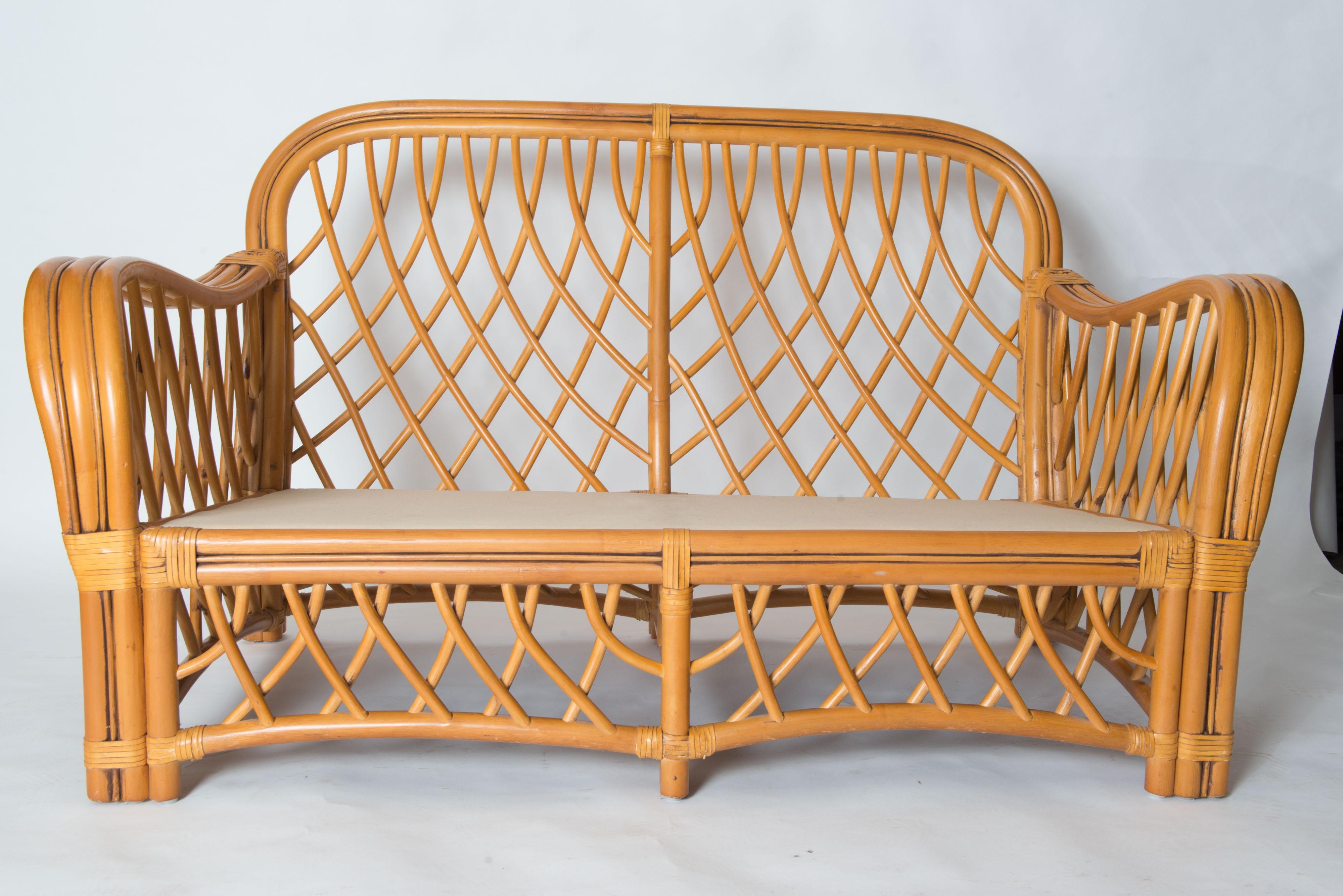 Midcentury Italian Organic Modern Rattan Loveseat In Good Condition For Sale In Stamford, CT