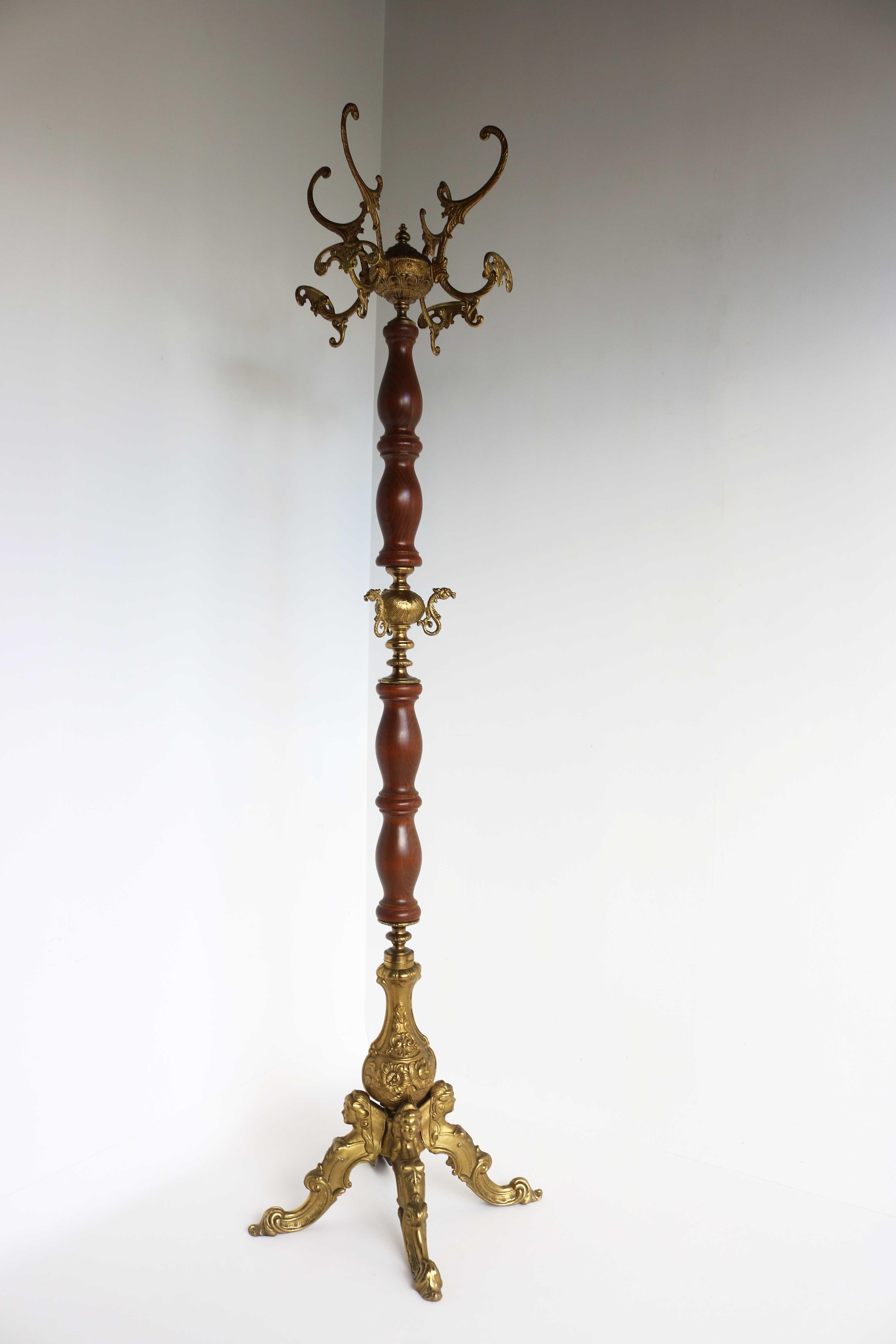 Mid-Century Italian Ornate Brass And Wood Coat Stand / Hat Rack , 60s Hall Tree For Sale 3