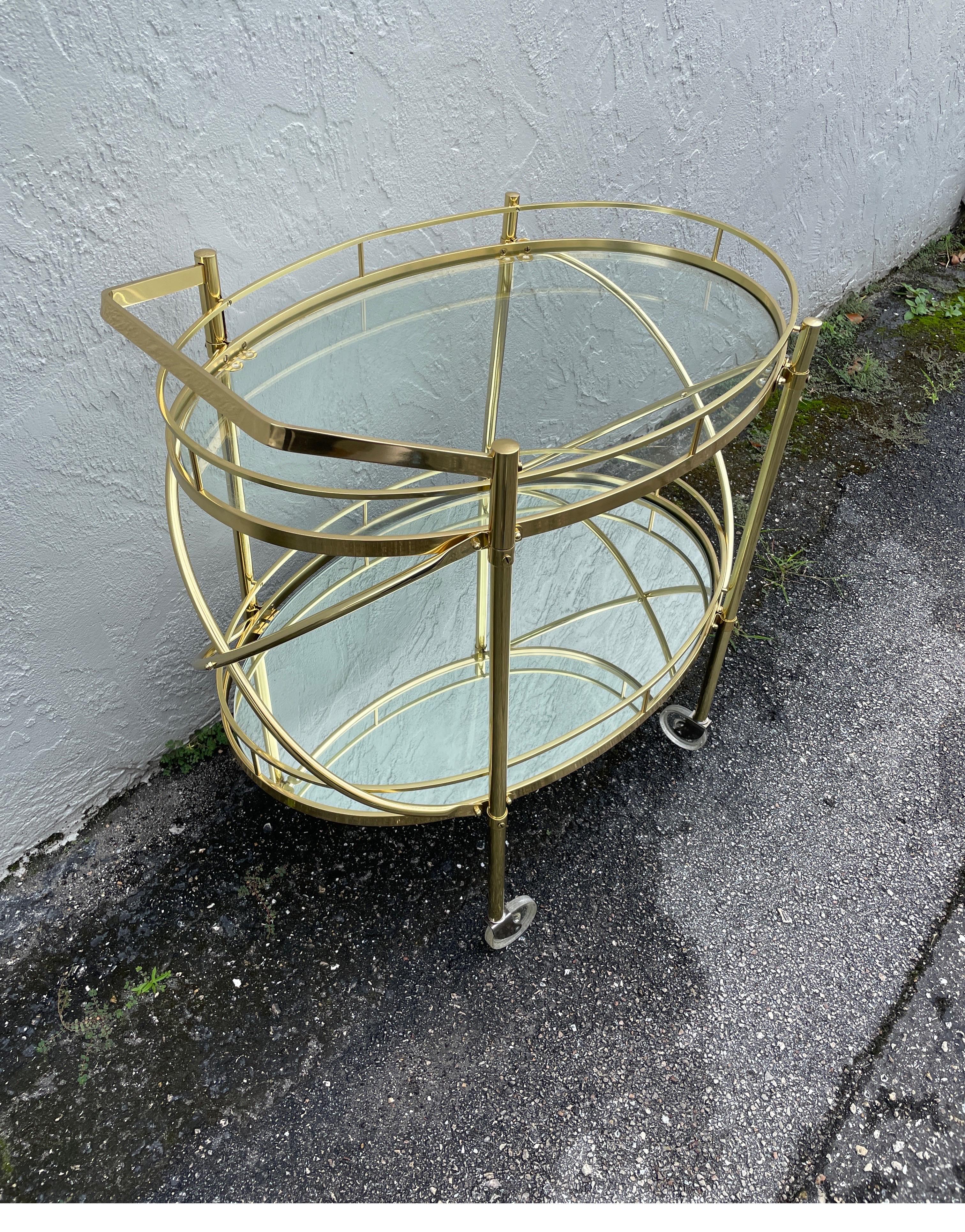 Mid Century Italian Oval Shaped Brass Bar Cart In Good Condition In West Palm Beach, FL