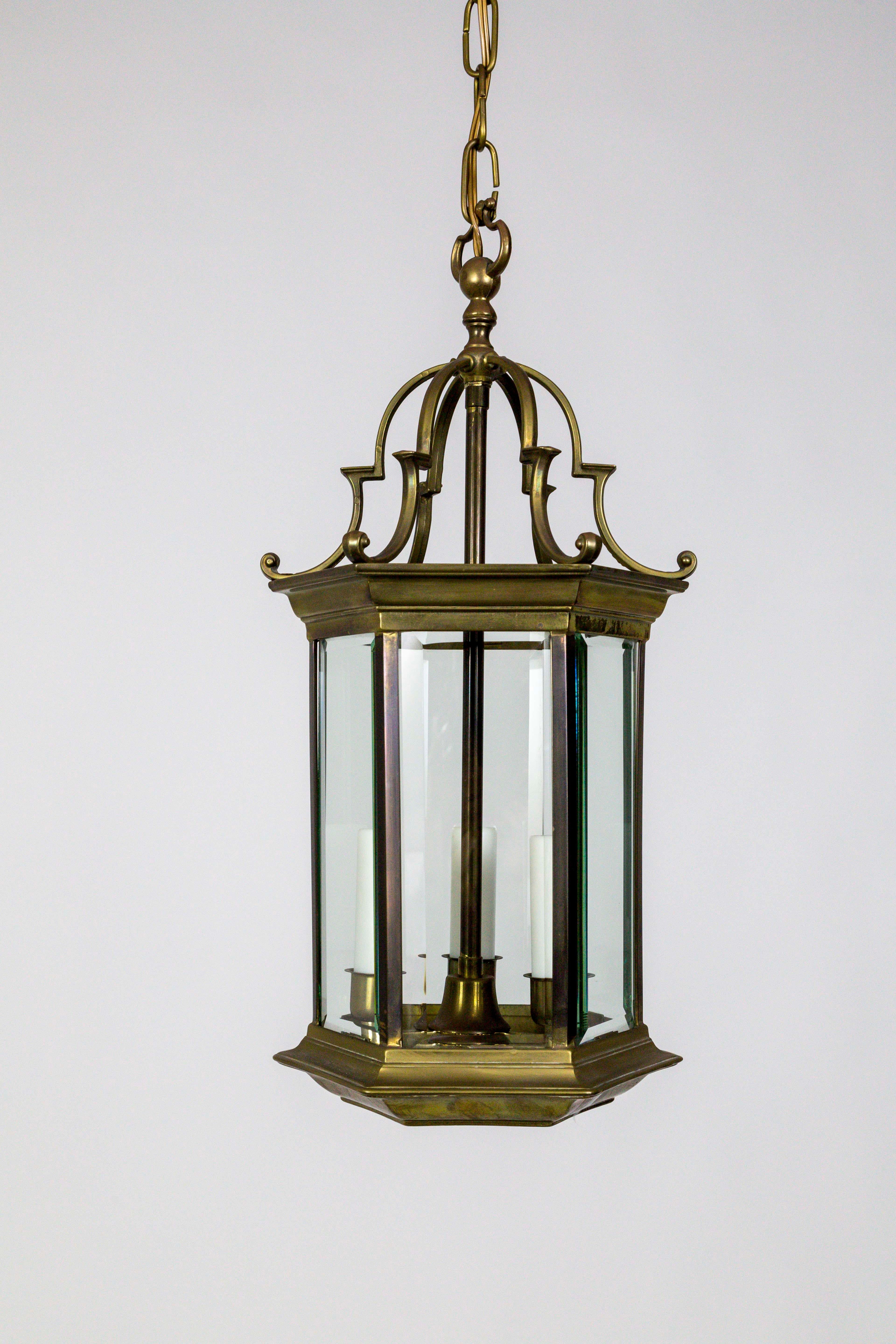 Neoclassical Revival Midcentury Italian Pagoda-Esque Bronze and Beveled Glass Lantern For Sale