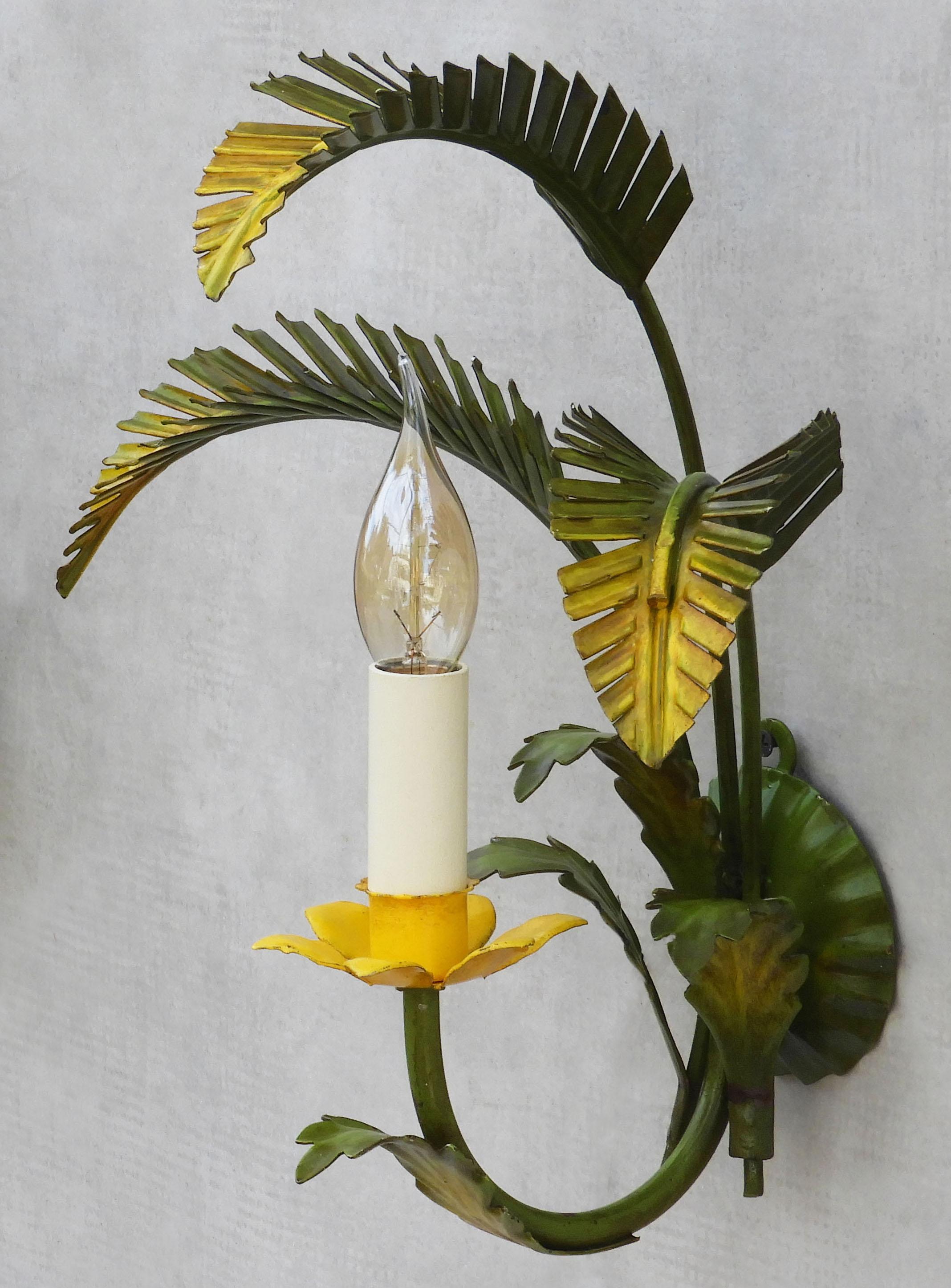 Mid Century Italian Palm Leaf Wall Lights C1950 Two Pairs Available For Sale 2