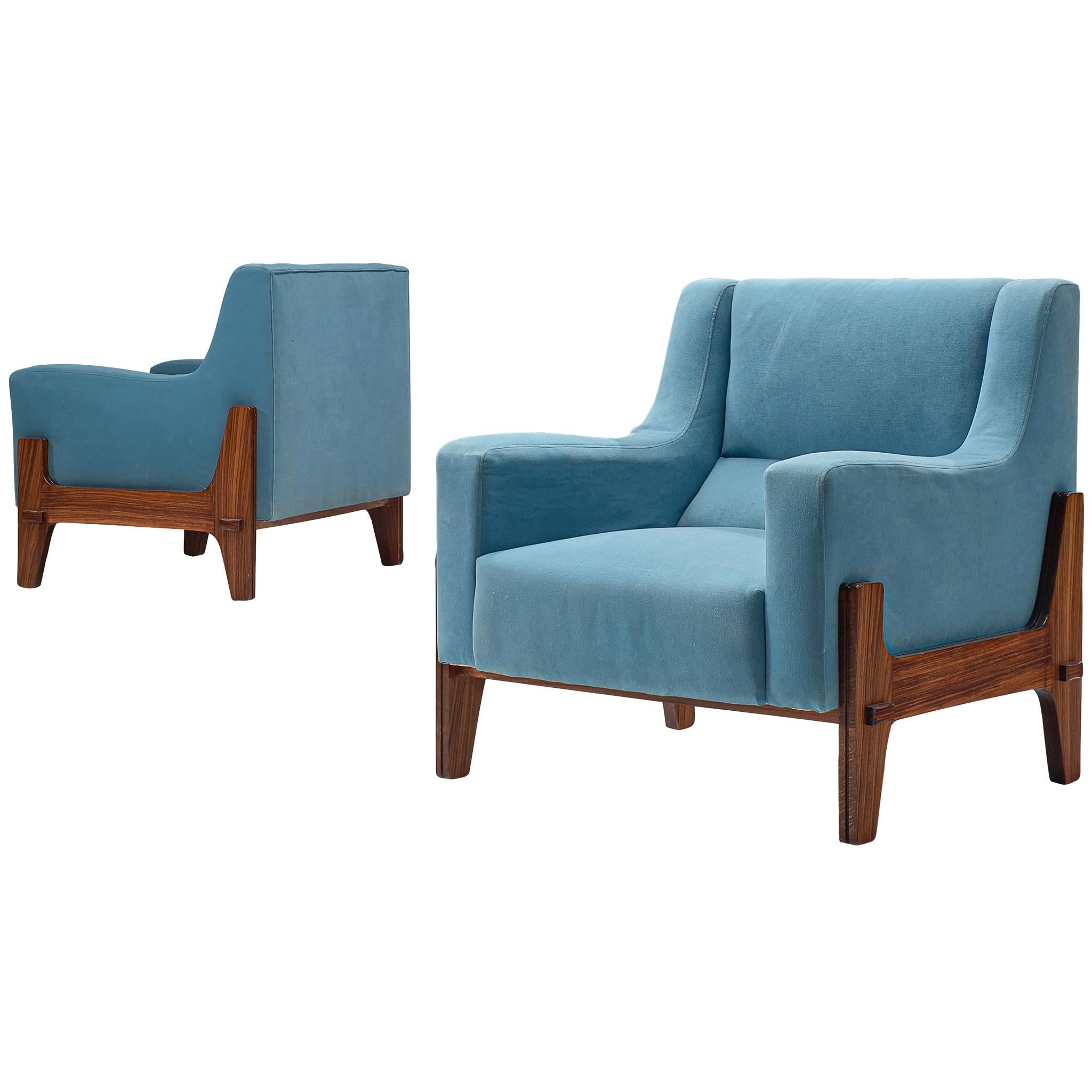Italienische Loungesessel aus der Jahrhundertmitte mit himmelblauer Polsterung und Holz