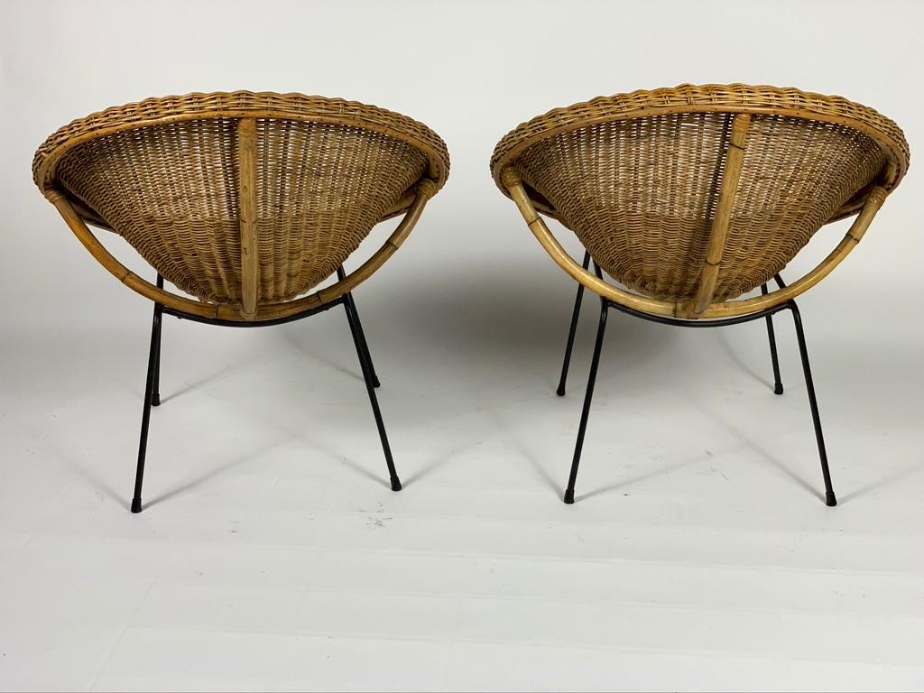 Midcentury Italian Pair of Rattan Bamboo Armchairs Black Metal Legs In Good Condition In Firenze, Toscana