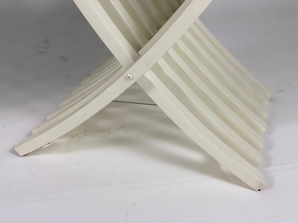 Late 20th Century Midcentury Italian Pair of White Lacquered Folding Tables For Sale