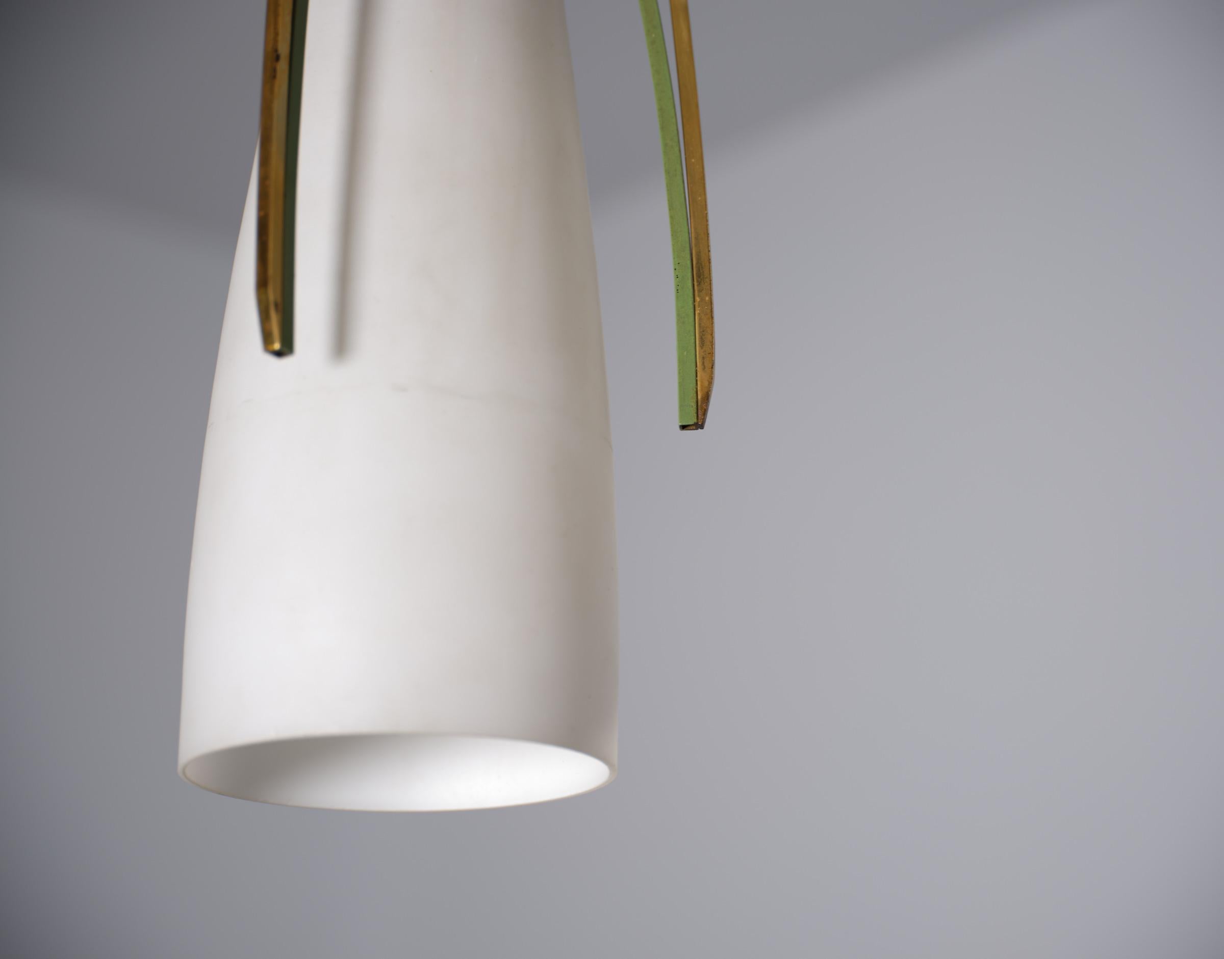 Mid-20th Century Mid-Century Italian Pendant Chandelier in Brass and Opaline Glass For Sale