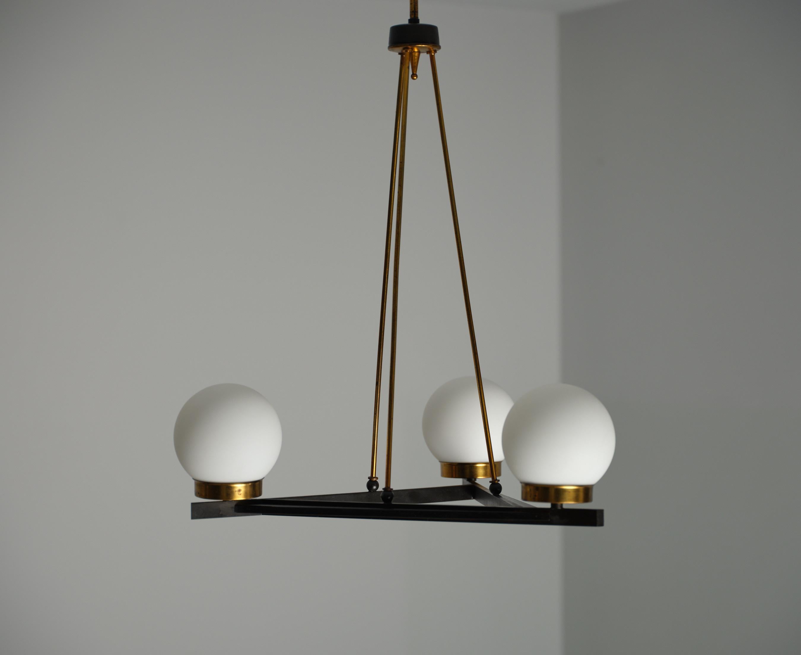 Metal Mid-Century Italian Pendant with Brass and Opaline Glass Globes For Sale