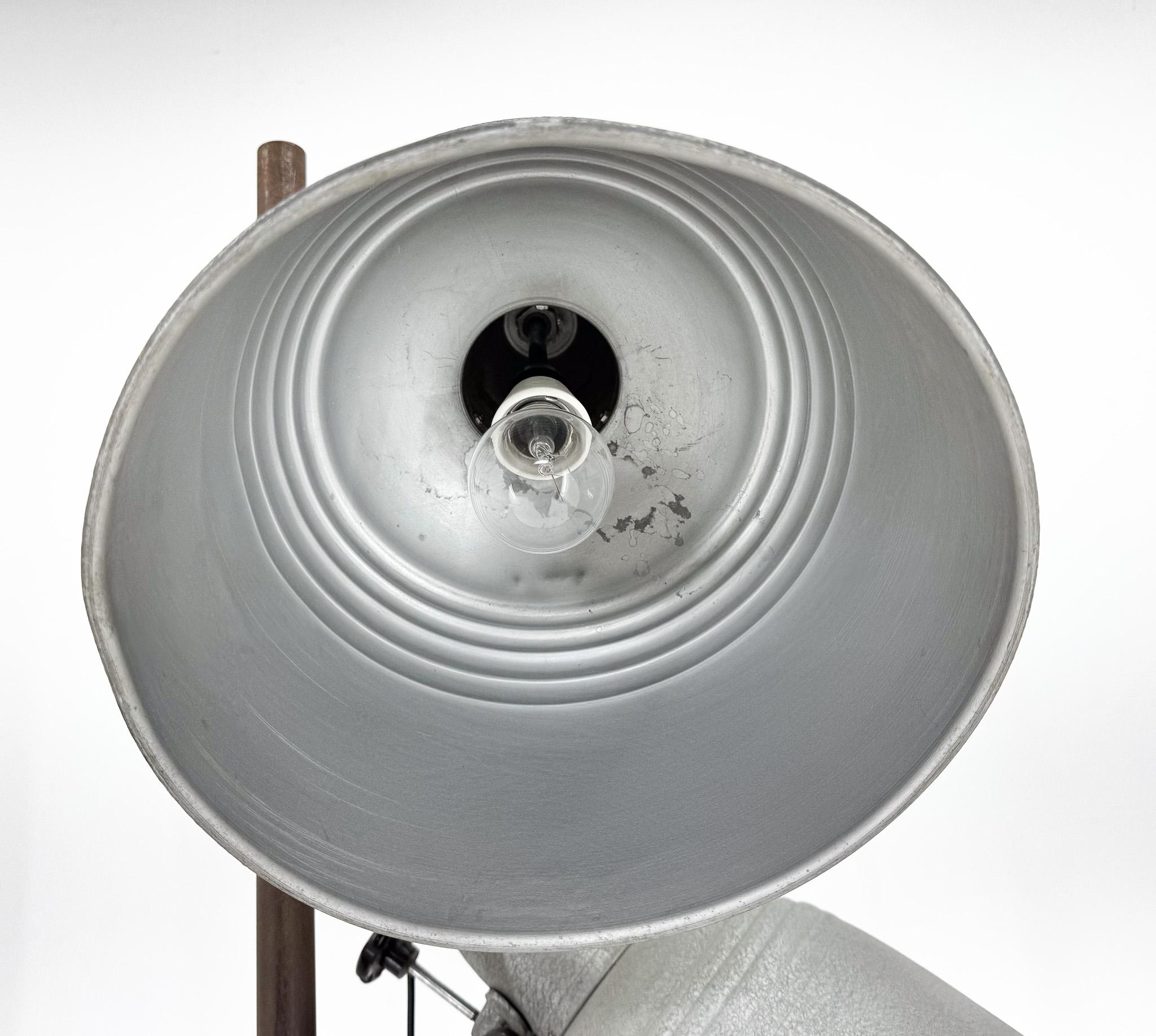 Mid-Century Italian Photo Film Studio Floor Spot Light Lamp For Sale 3