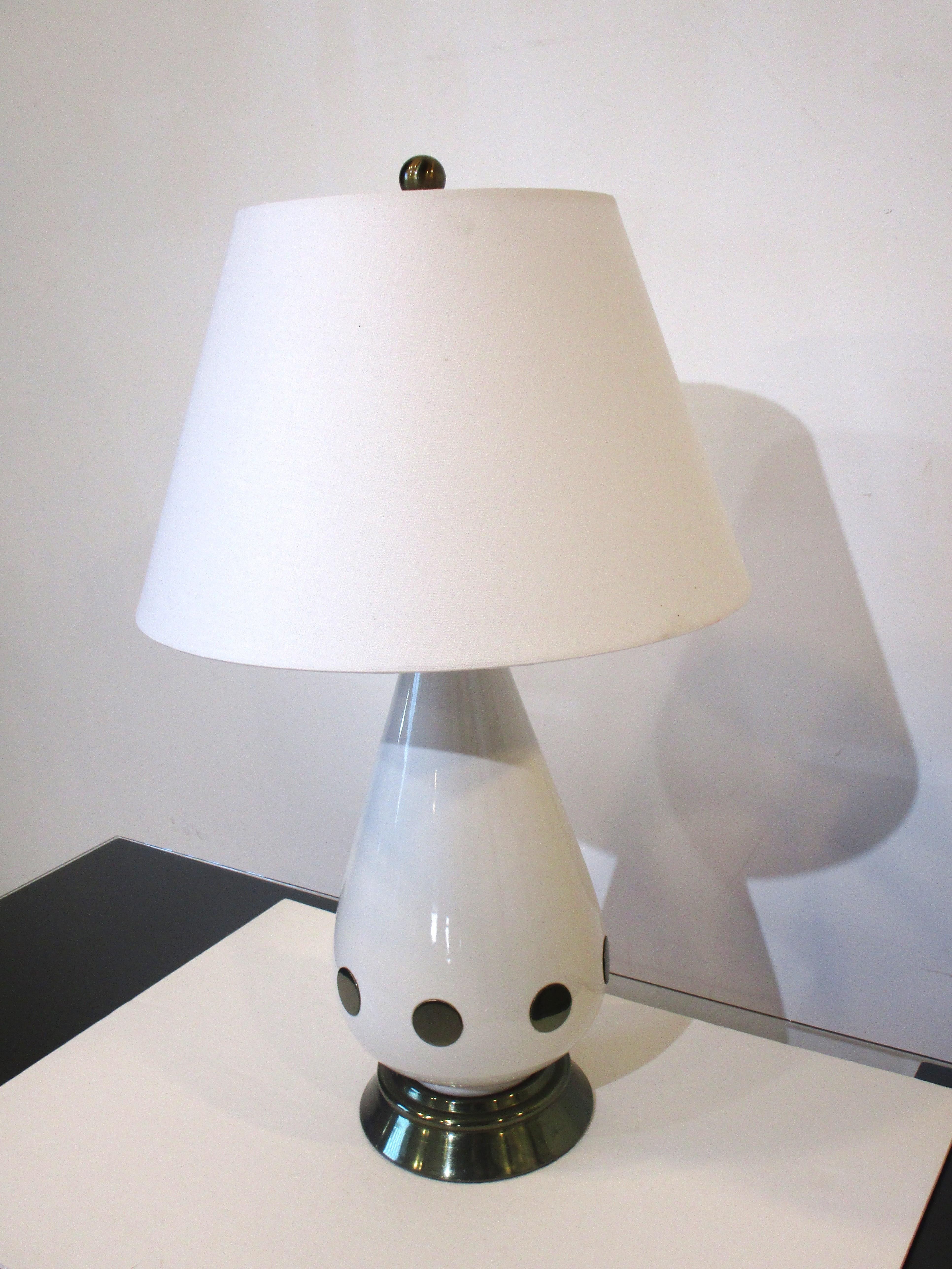 Midcentury Italian Porcelain / Brass Table Lamp in the Style of Chapman For Sale 5