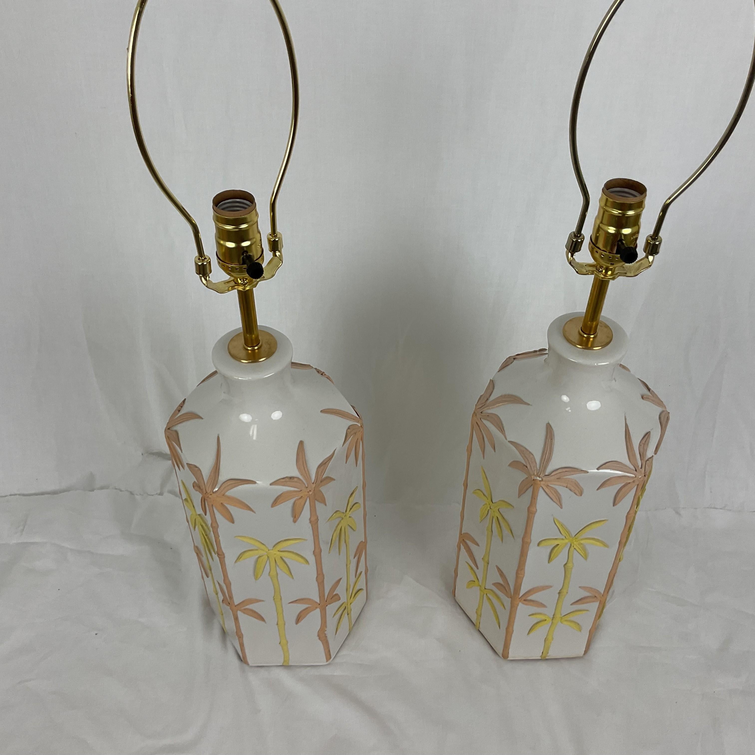 Lampes en porcelaine italienne du milieu du siècle en vente 2