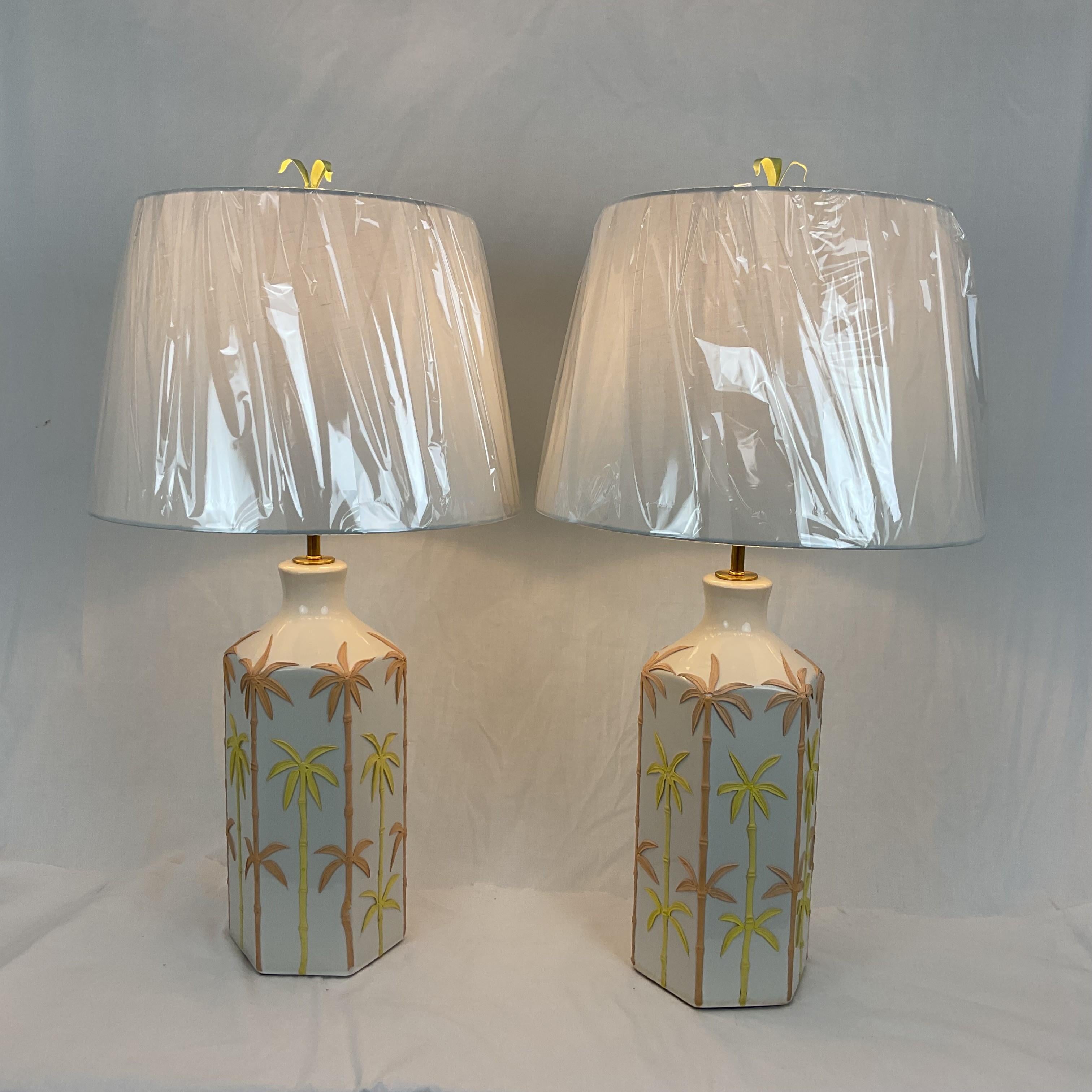 Lampes en porcelaine italienne du milieu du siècle en vente 3