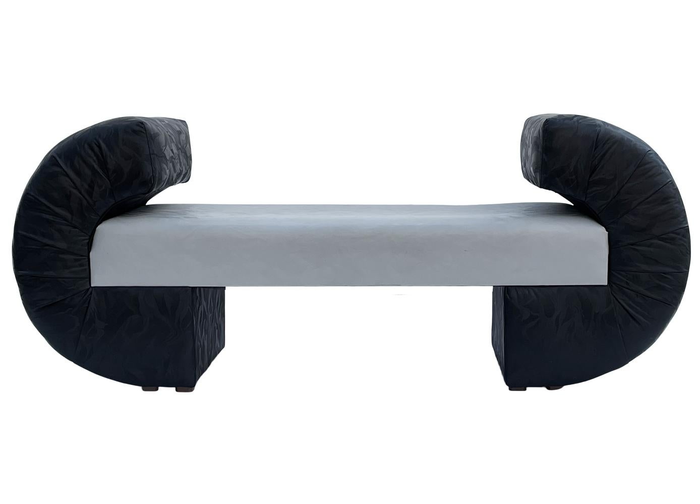 Late 20th Century Mid Century Italian Post Modern Sculptural Bench or Settee in Black & Grey For Sale