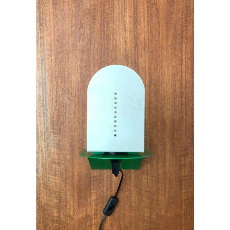 Italienische postmoderne, minimalistische Mid-Century-Tischlampe aus Metall, Space Age, 1960er Jahre im Angebot 1