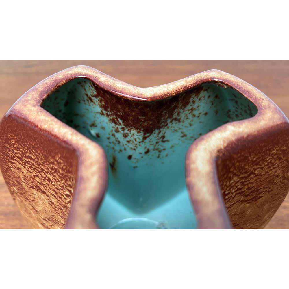 Mid-Century Italian Pottery Vase attributed to Bertoncello, 1960s For Sale 2