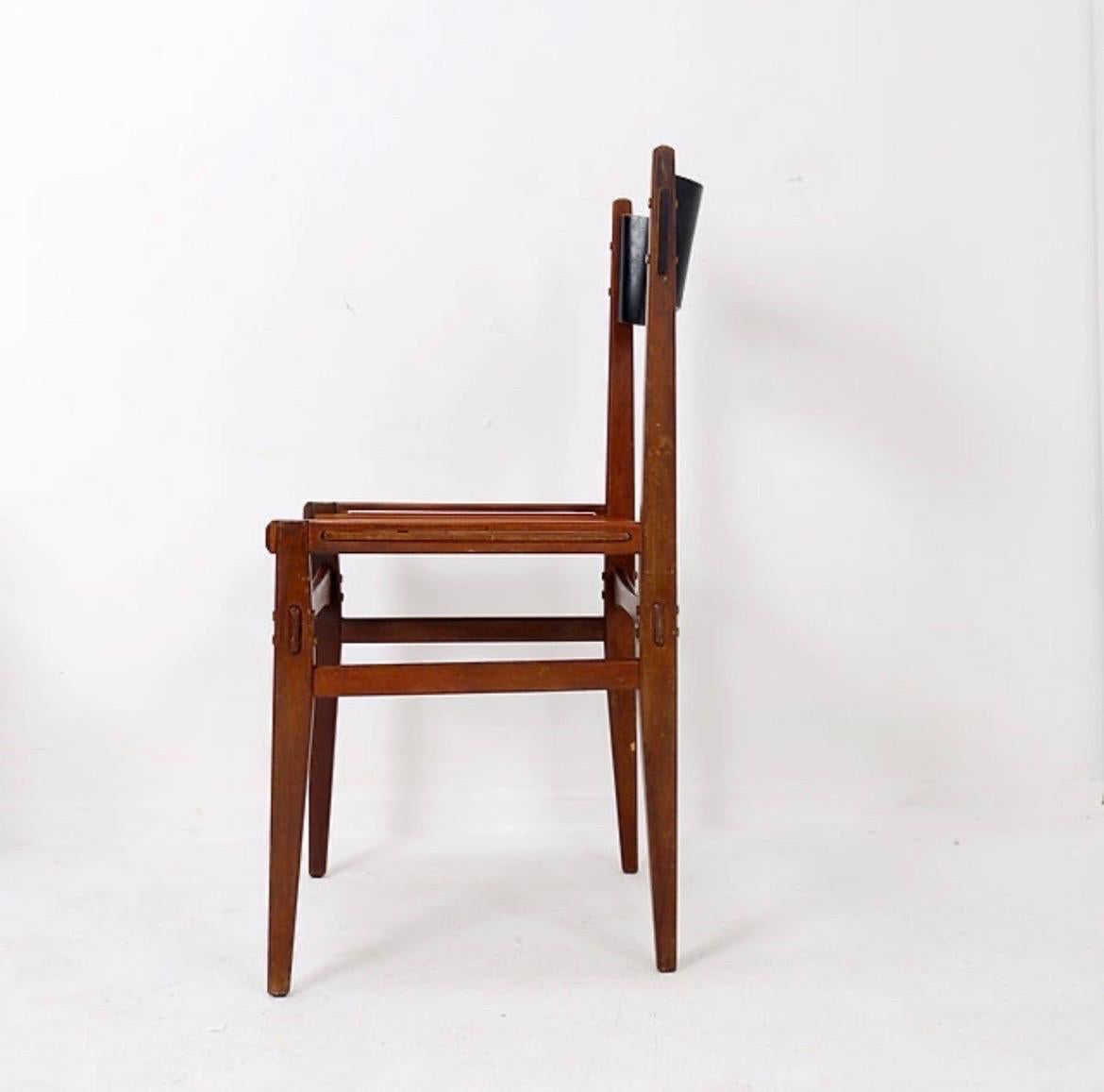 Mid-century Italian Pozzi and Verga chair - 1960s For Sale 1