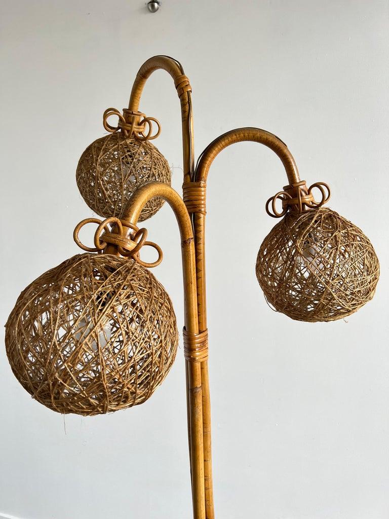 Mid-20th Century Mid Century Italian Rattan and Bamboo Floor Lamp For Sale