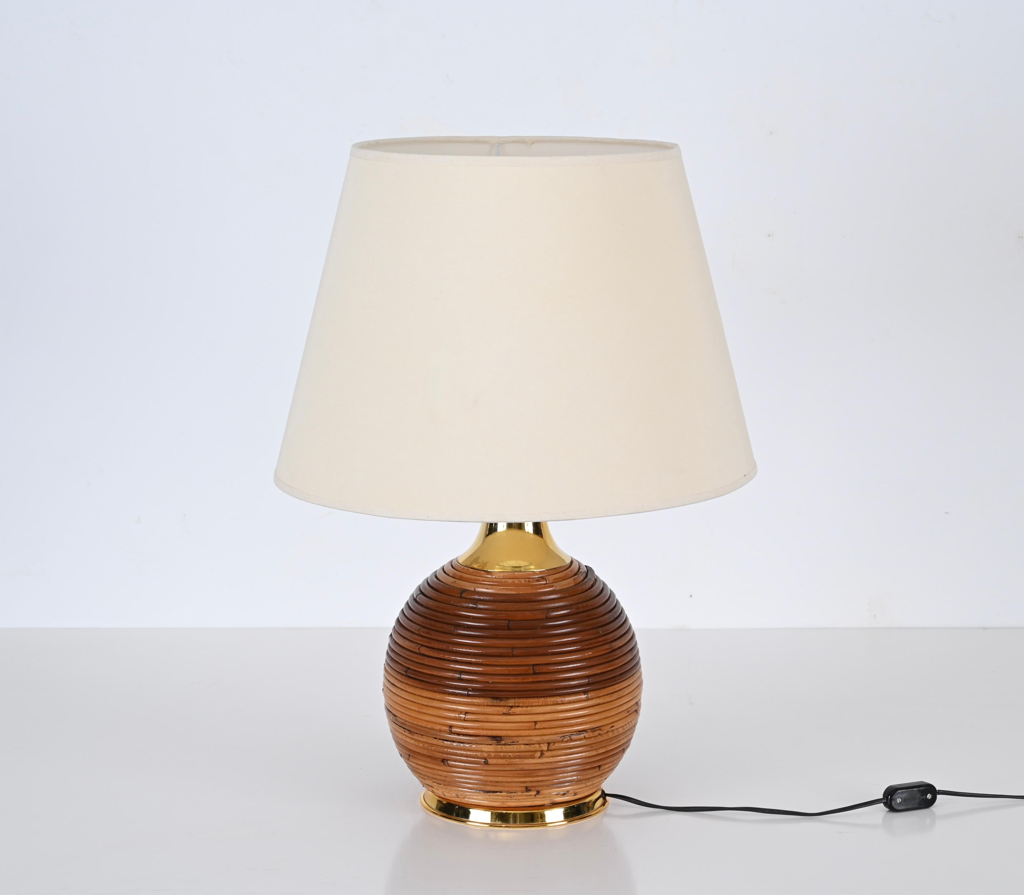 Mid-Century Italian Rattan and Gilt Metal Table Lamp by Vivai Del Sud, 1970s 4