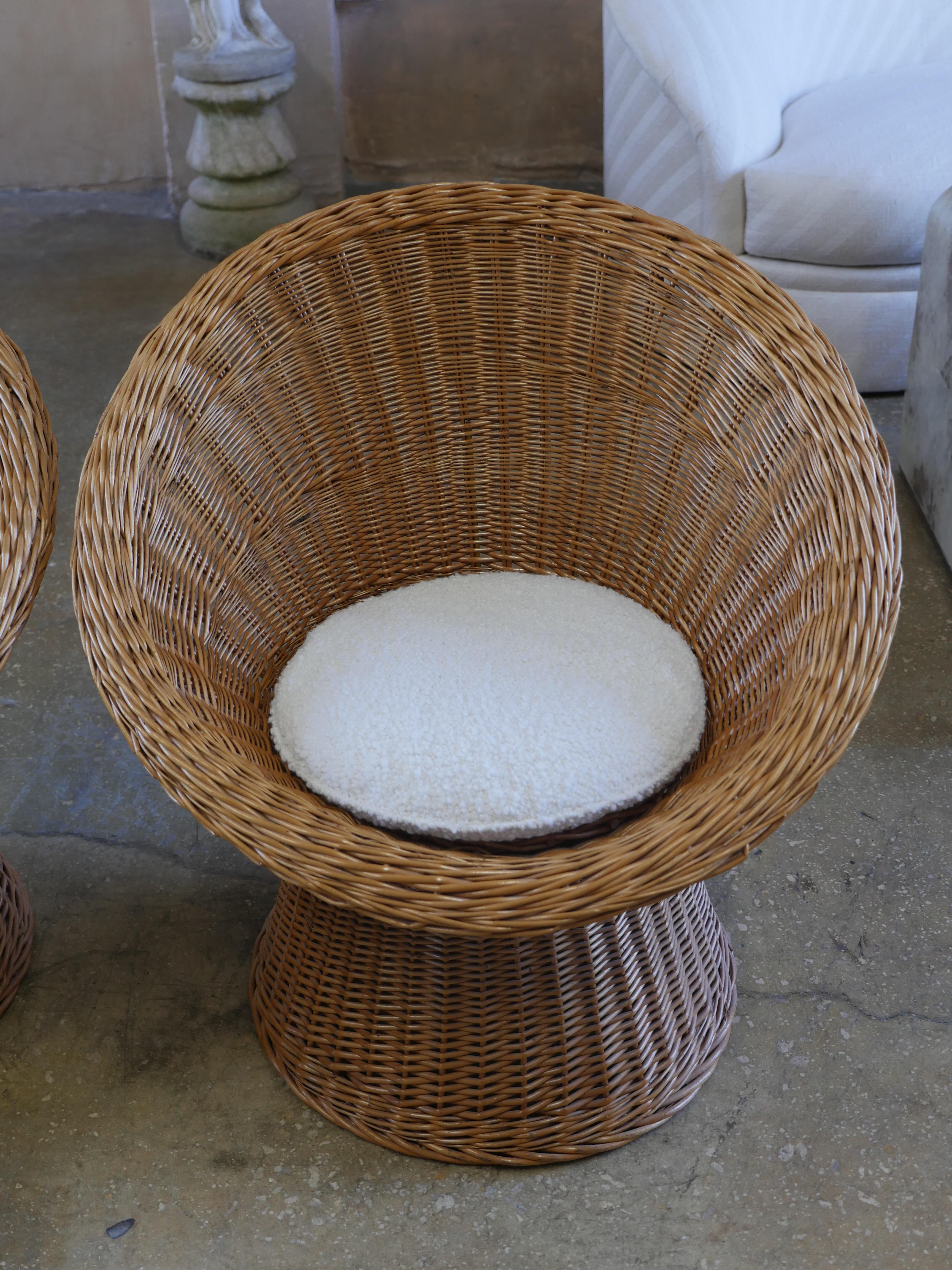 Mid-Century Italian Rattan Lounge Chairs - Set of 2 For Sale 1