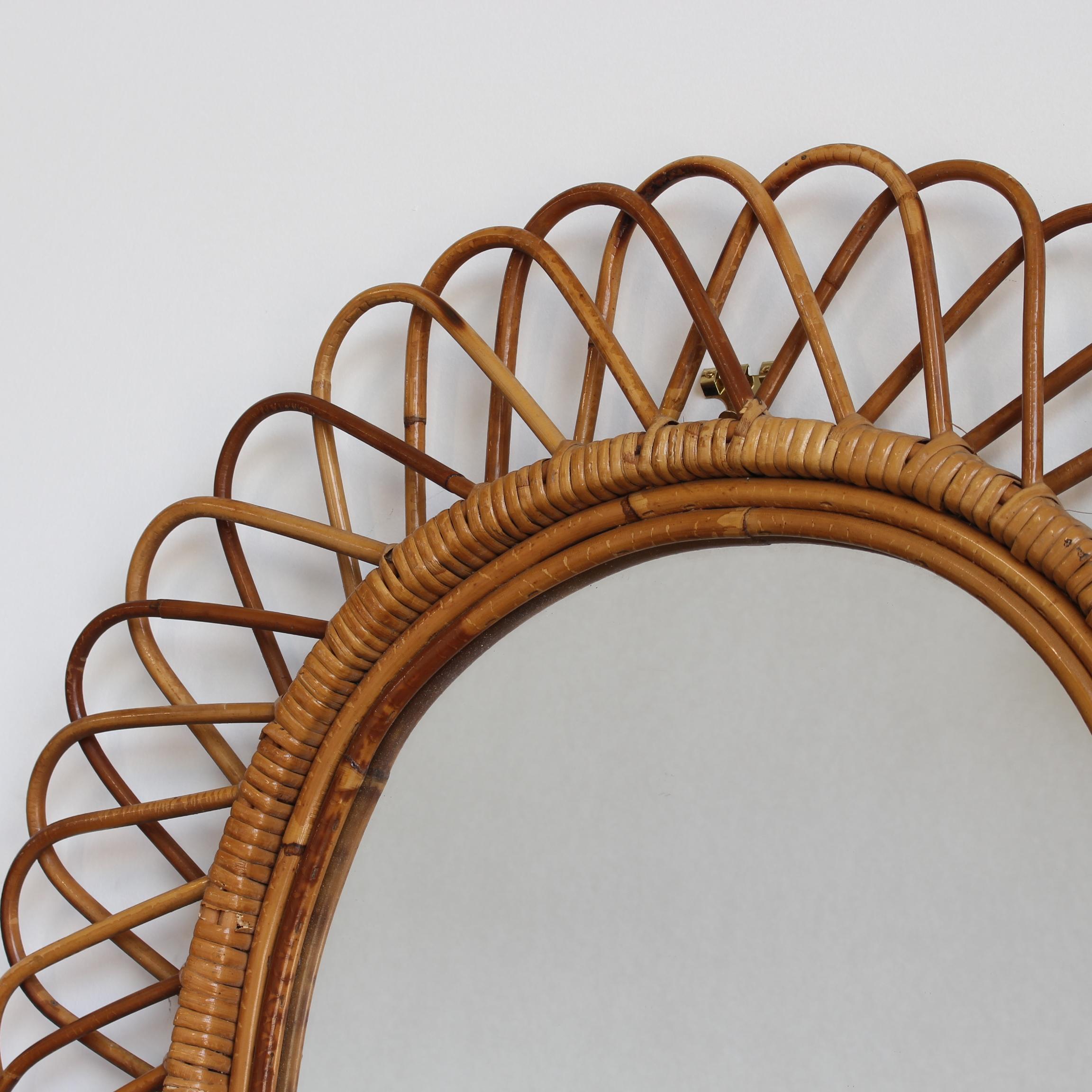 Italienischer Rattan-Wandspiegel aus der Mitte des Jahrhunderts (ca. 1960er Jahre) im Angebot 7