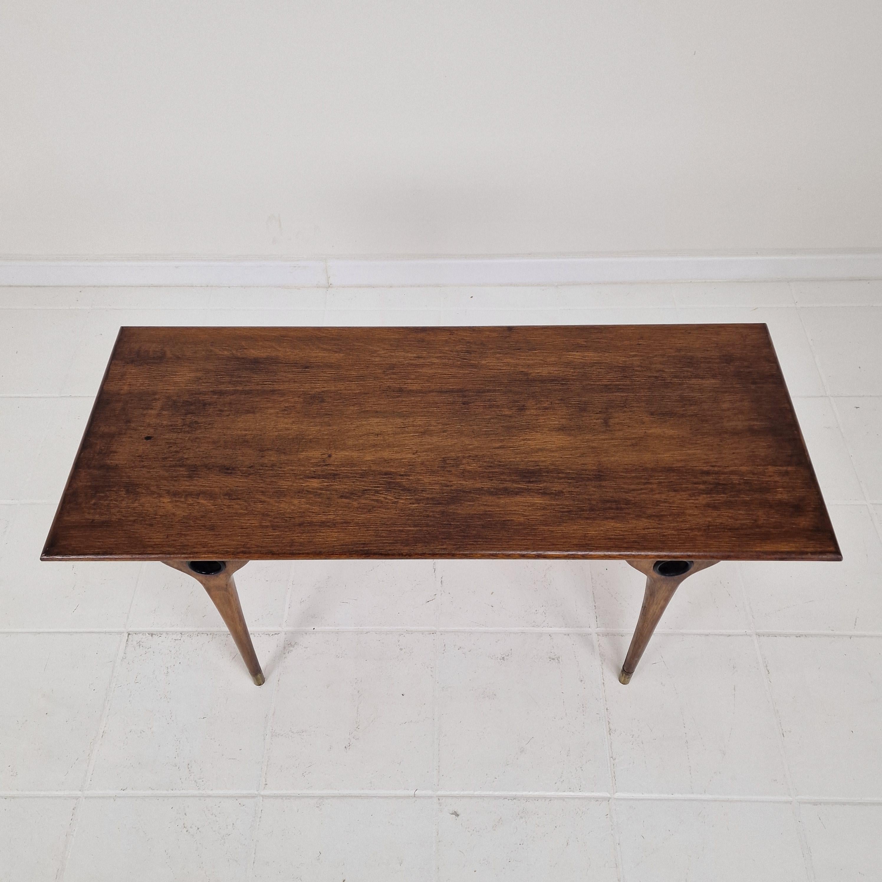 Table basse ou d'appoint rectangulaire italienne du milieu du siècle 1960 en vente 4