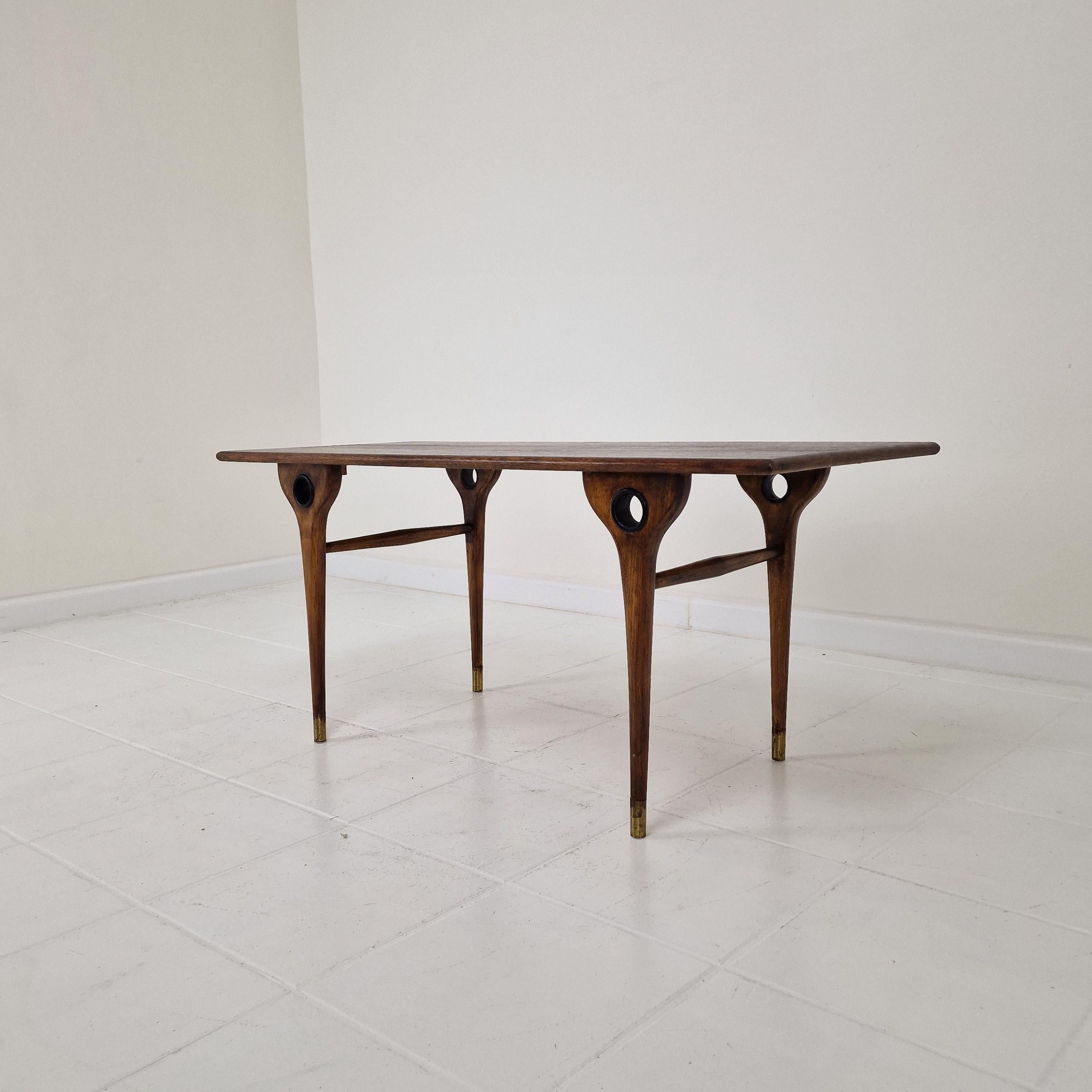 Table basse ou d'appoint rectangulaire italienne du milieu du siècle 1960 Bon état - En vente à Oud Beijerland, NL