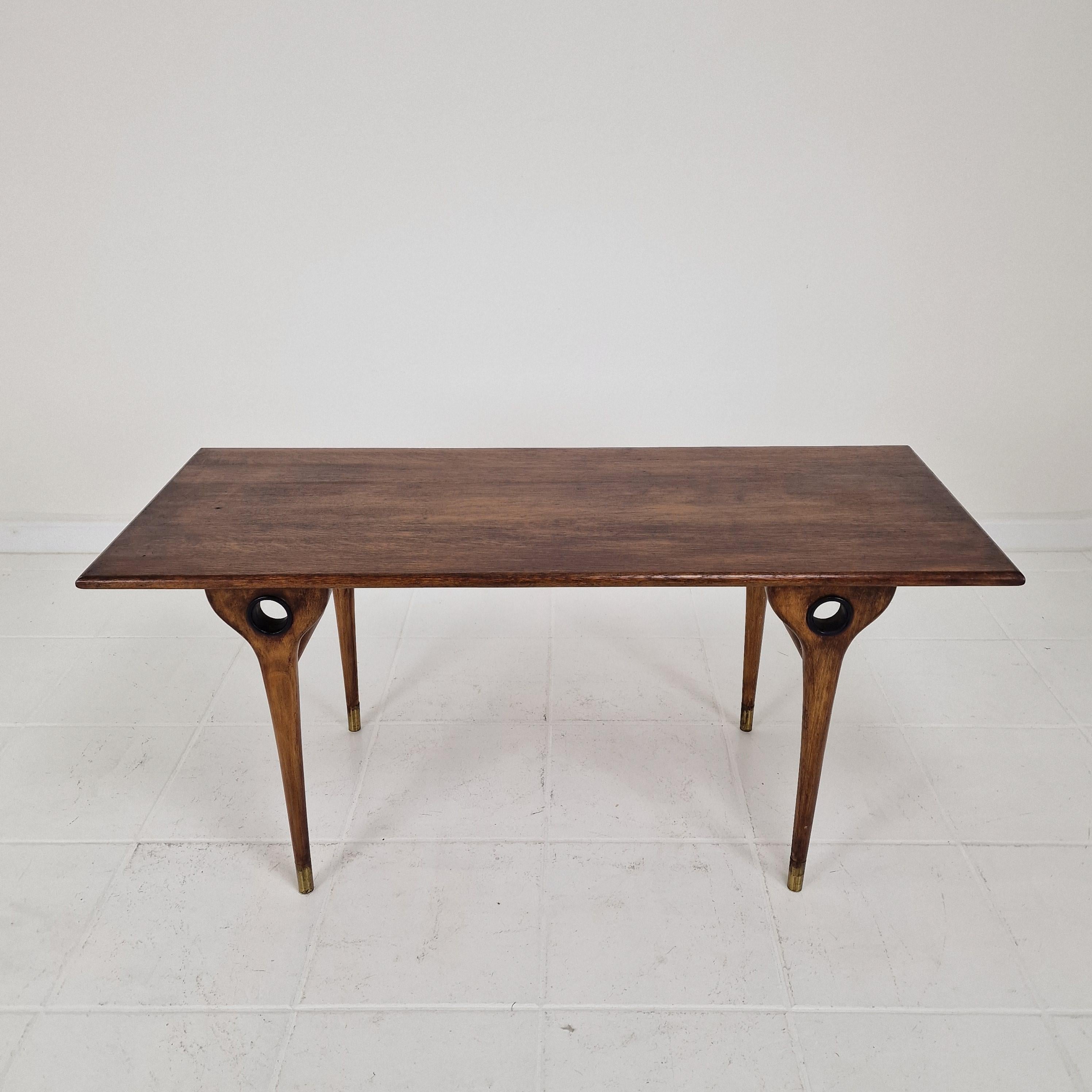 Table basse ou d'appoint rectangulaire italienne du milieu du siècle 1960 en vente 2