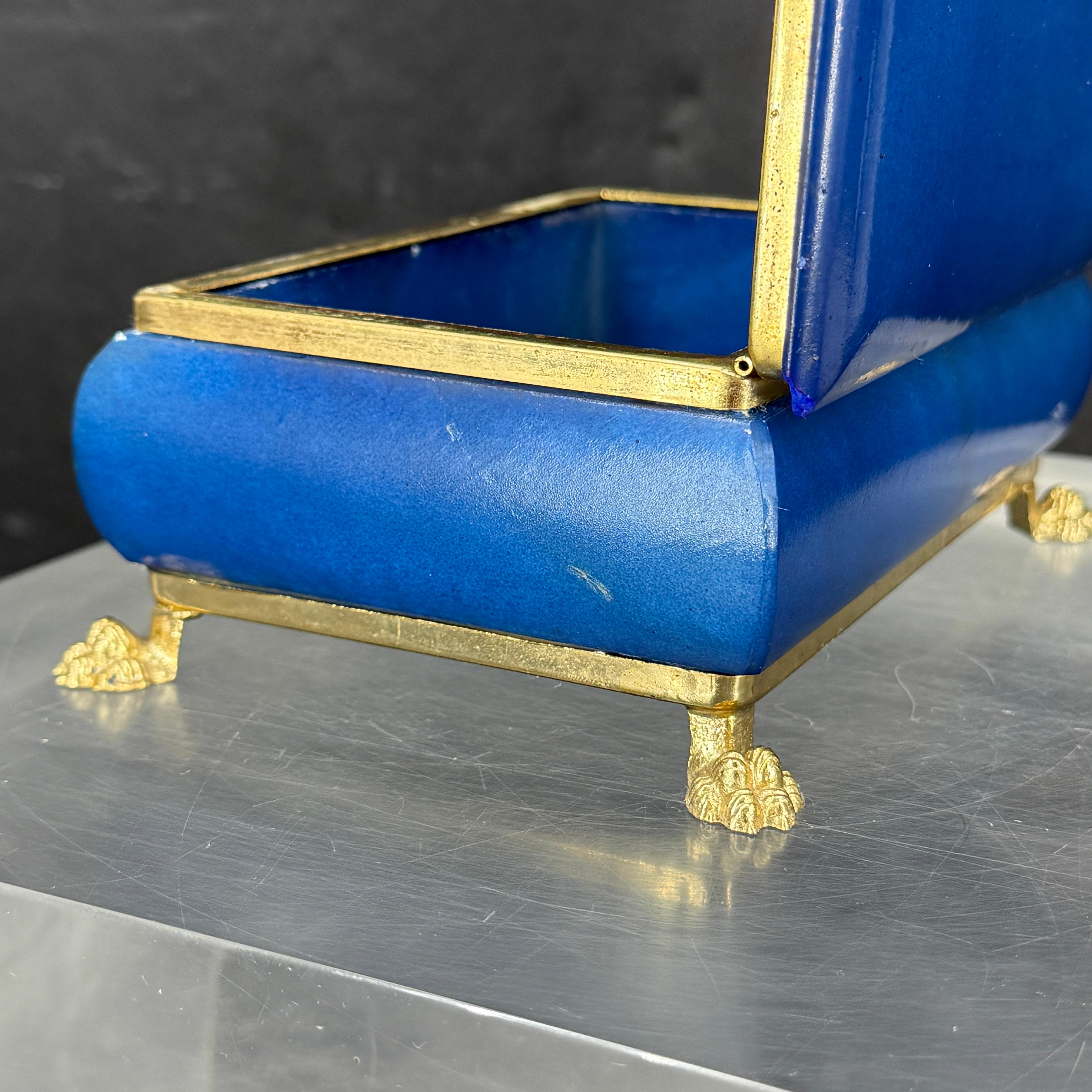 Boîte à bijoux italienne rectangulaire en marbre bleu du milieu du siècle dernier en vente 10