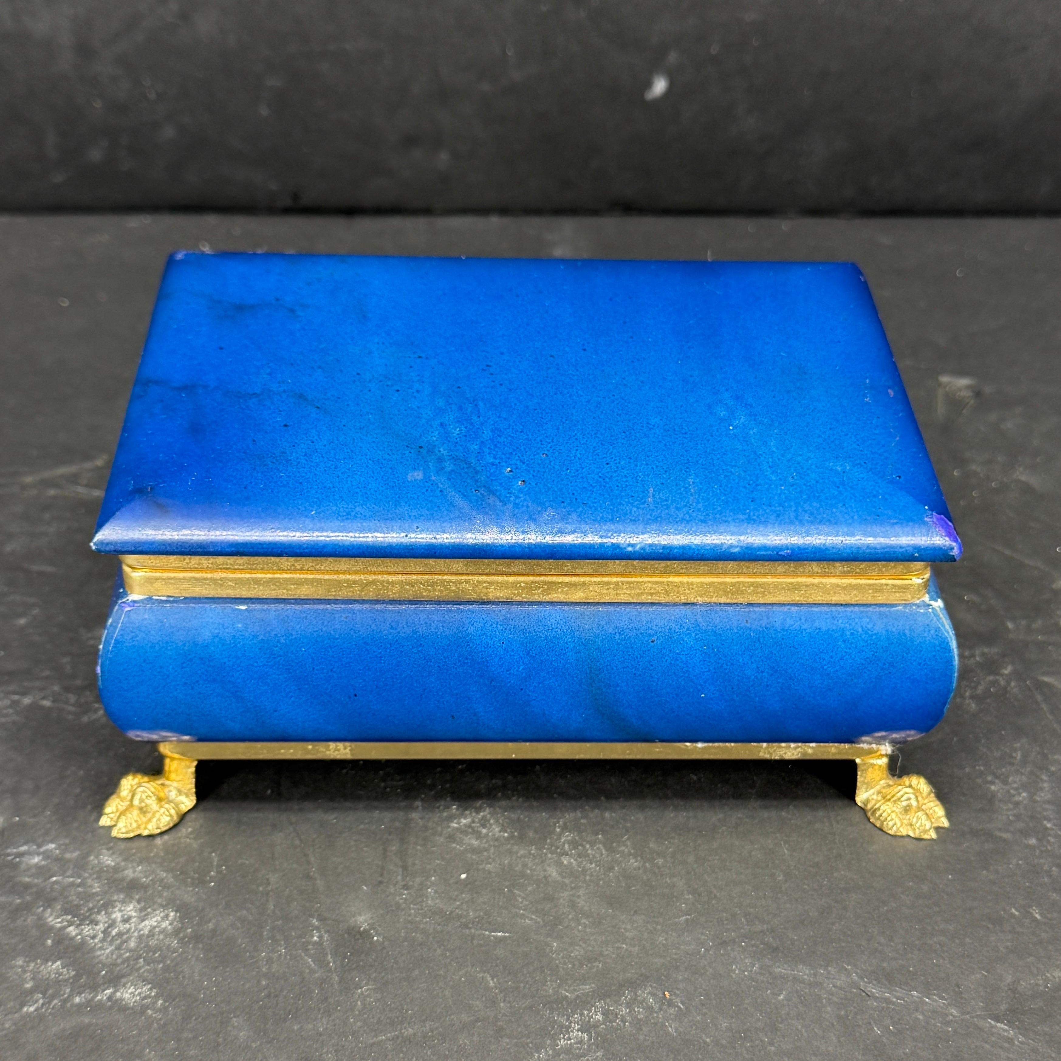 Mid-Century Modern Boîte à bijoux italienne rectangulaire en marbre bleu du milieu du siècle dernier en vente