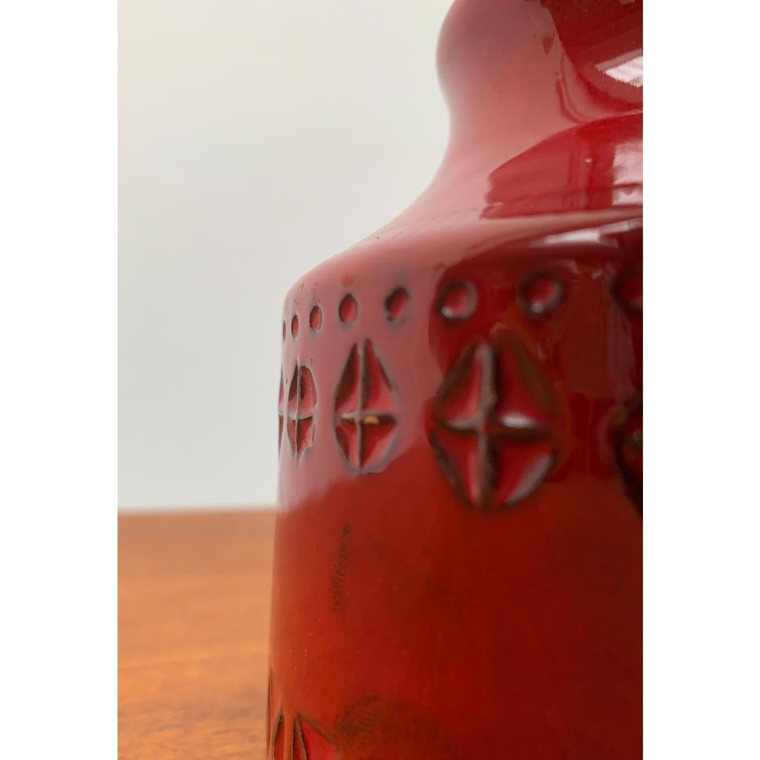 Vaso in ceramica rossa italiana di metà secolo di Aldo Londi per Bitossi, anni '60 in vendita 1