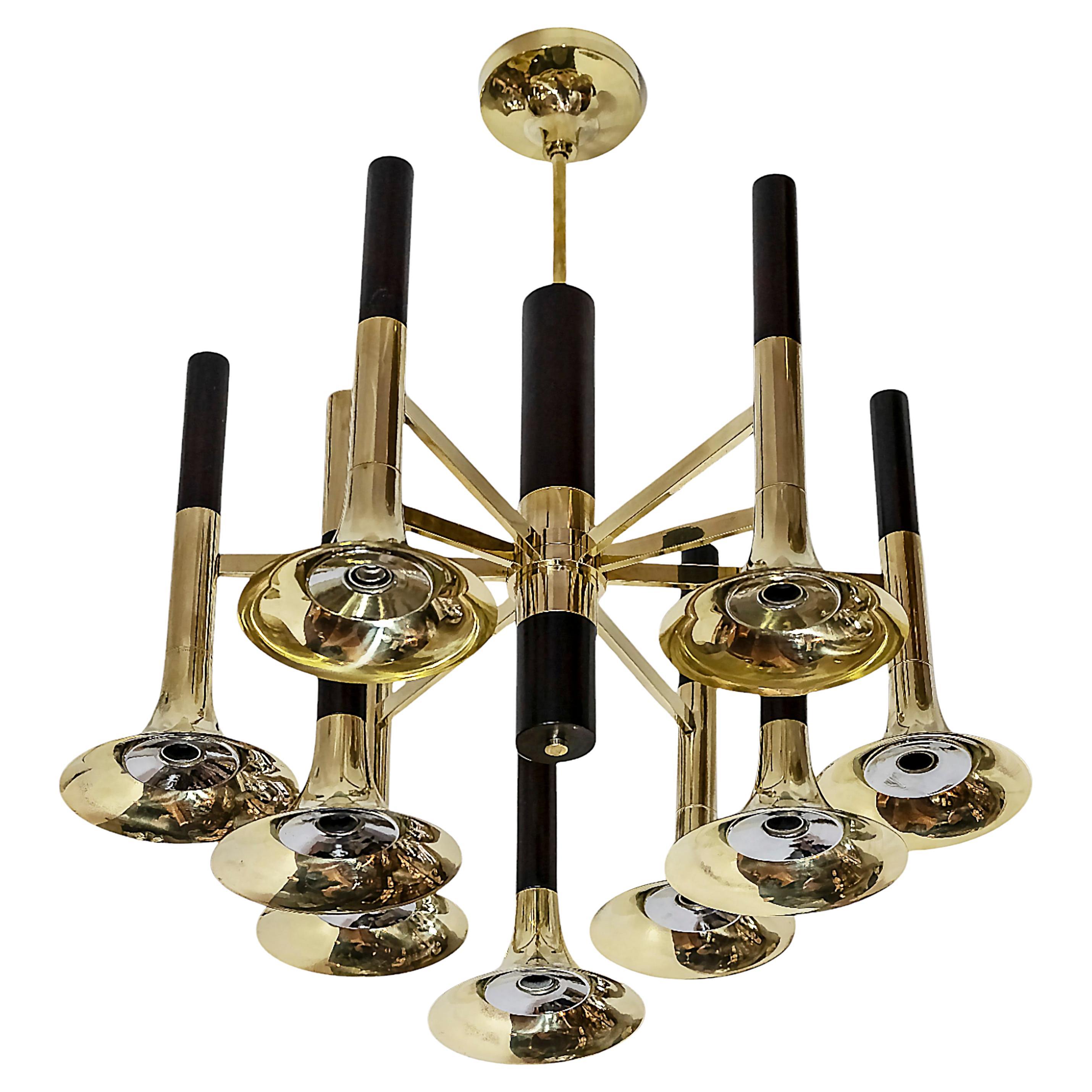 Mid-Century Italian Reggiani Trumpet Brass Chandelier, circa 1970