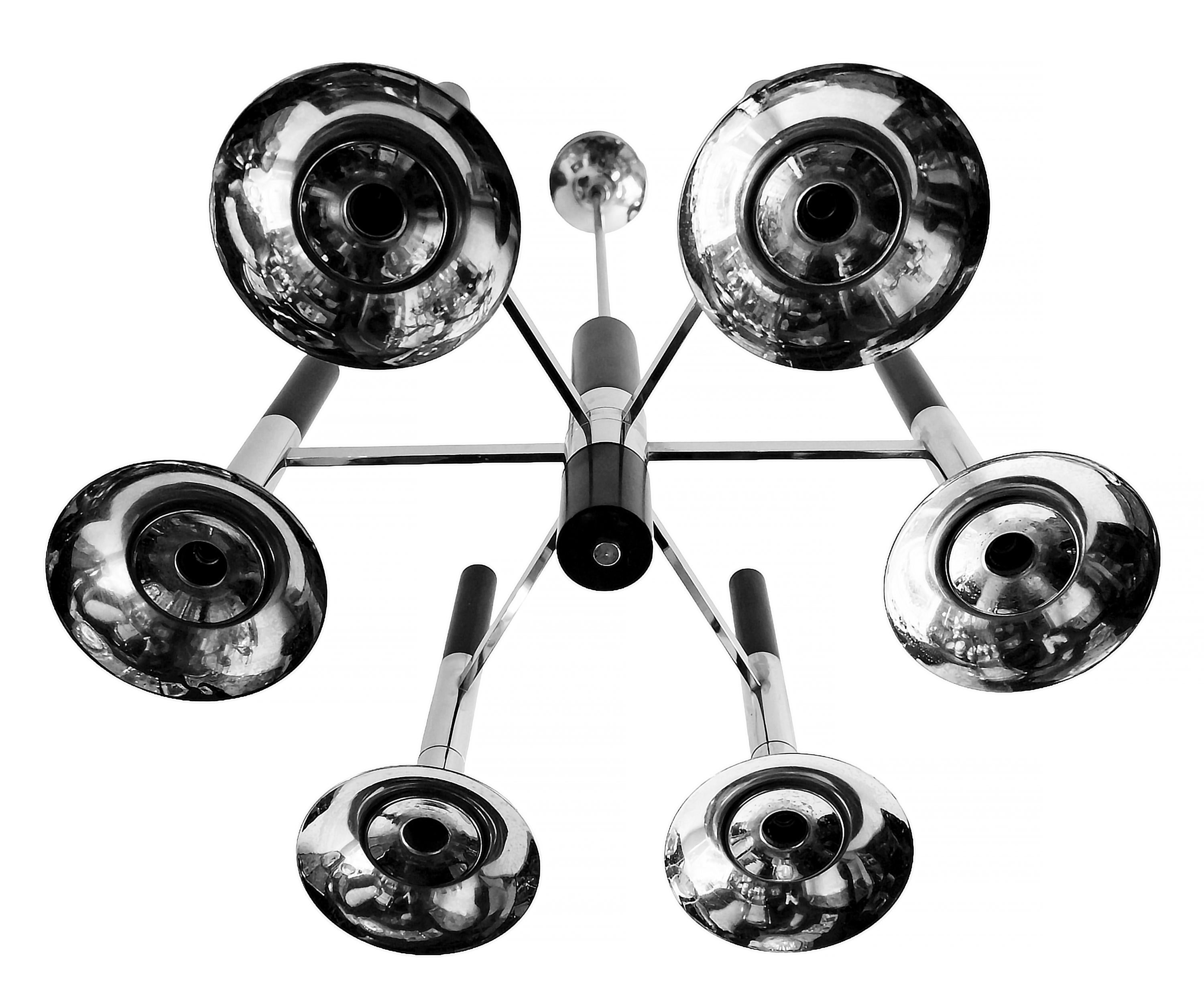 Mid-Century Modern Mid-Century Italian Reggiani Trumpet Chrome Chandelier, circa 1970 For Sale