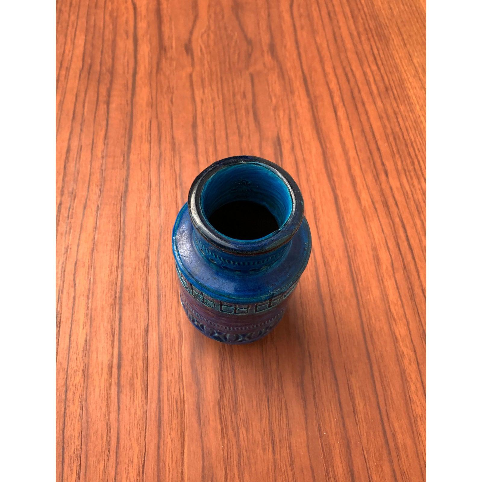 Italiano Vaso in ceramica Rimini Blu di Aldo Londi per Bitossi, metà secolo. in vendita