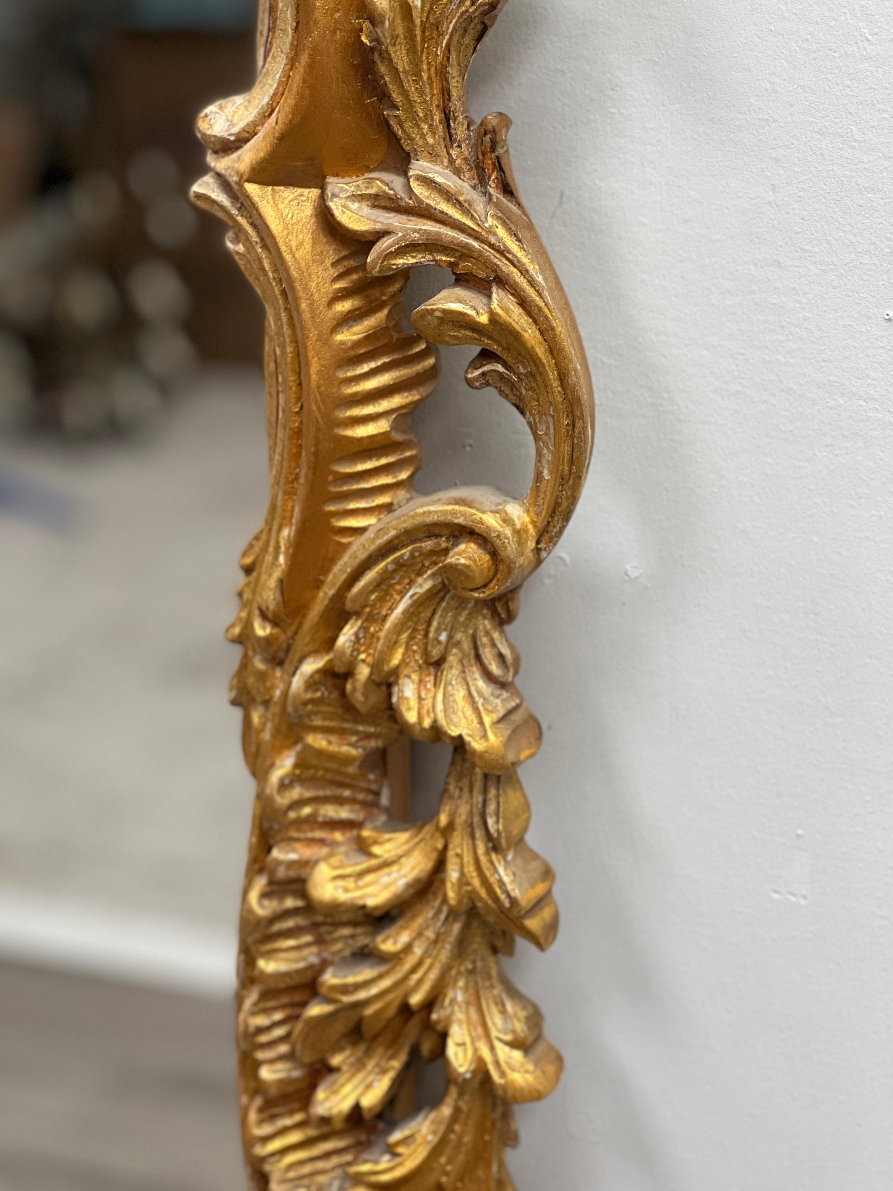 Mid-Century Italian Rococo Hand-carved Gilt-wood Looking Glass Mirror For Sale 3