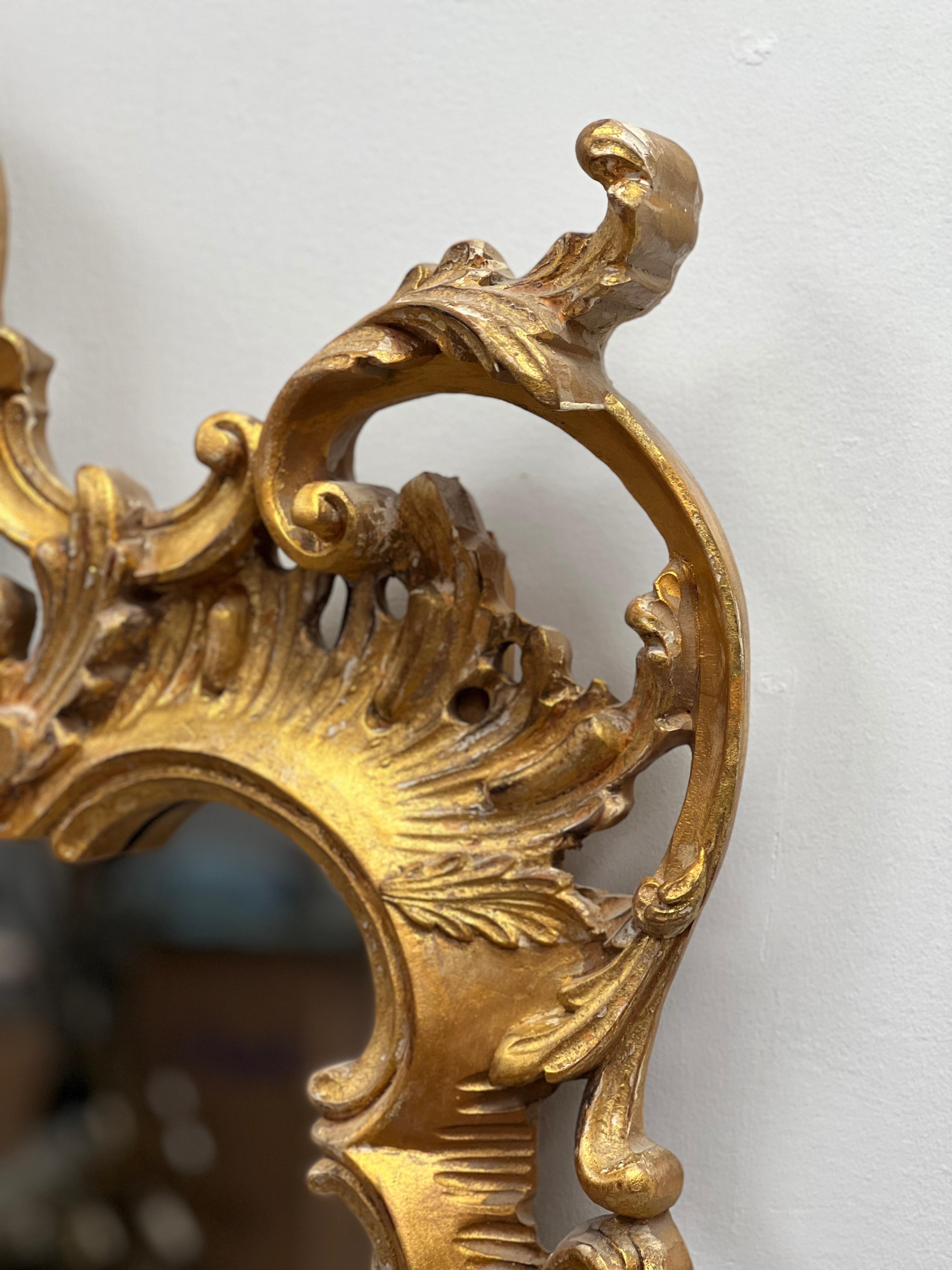 Mid-Century Italian Rococo Hand-carved Gilt-wood Looking Glass Mirror For Sale 2