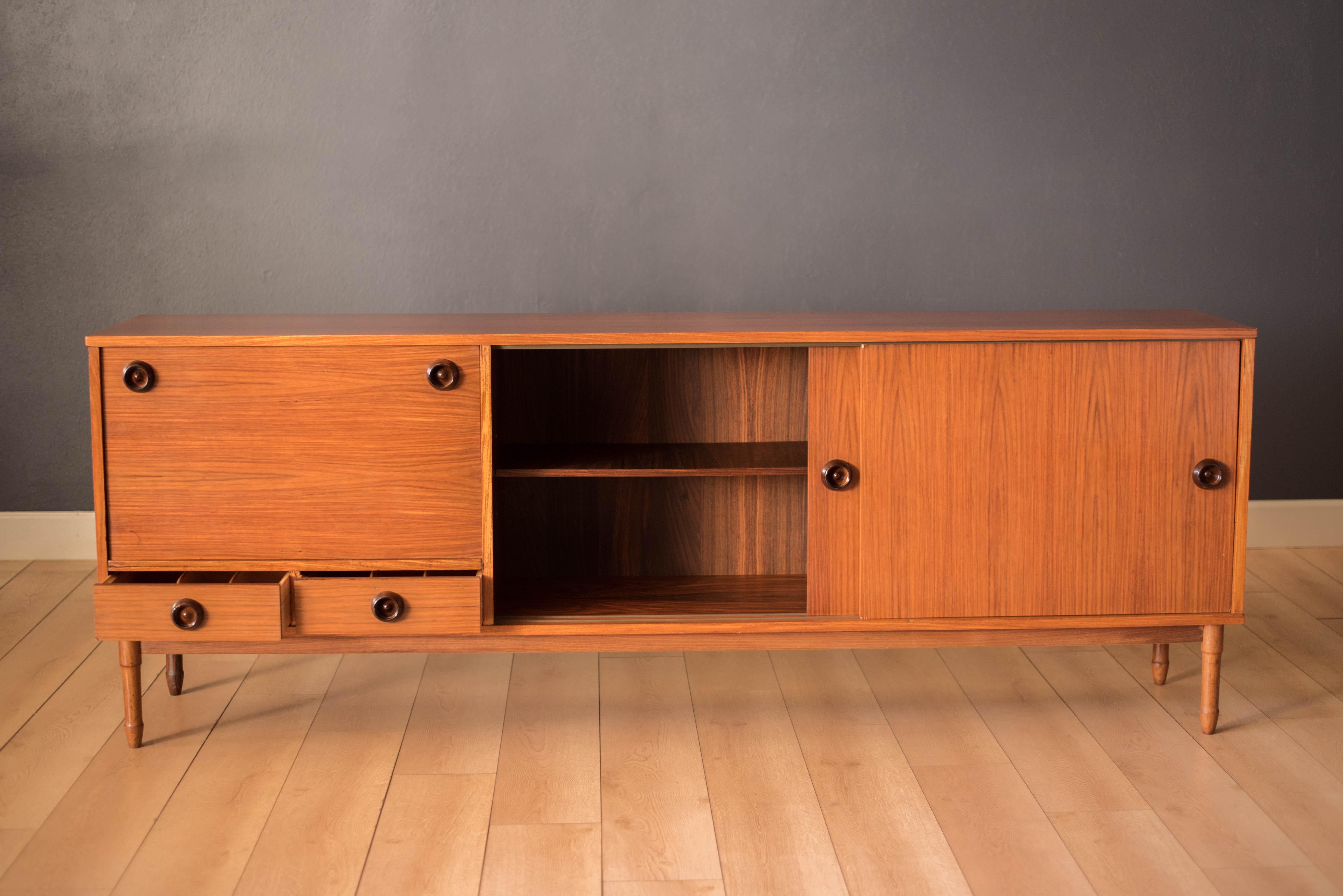 Unknown Mid Century Rosewood Dry Bar Sideboard Credenza