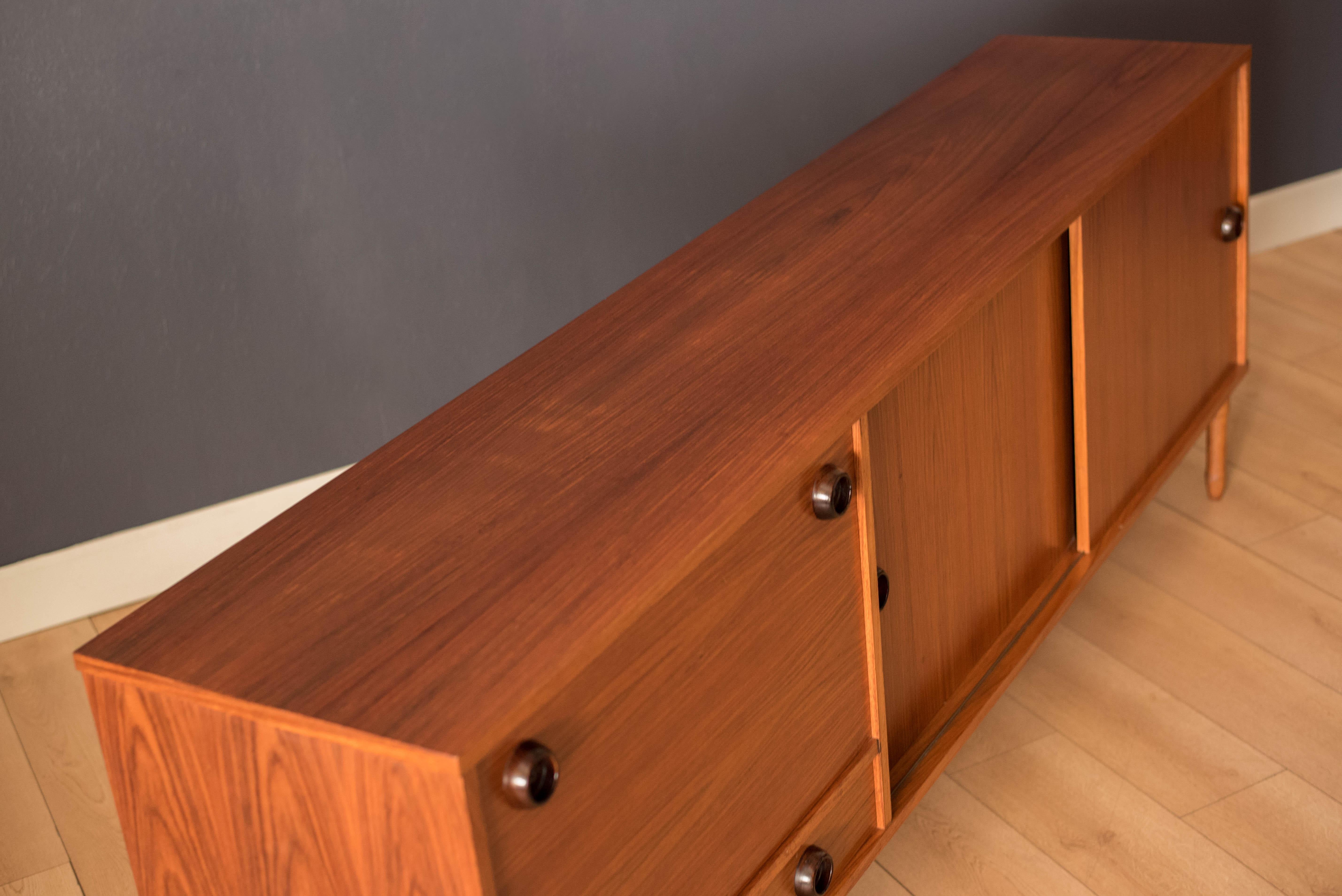 Mid Century Rosewood Dry Bar Sideboard Credenza In Good Condition In San Jose, CA