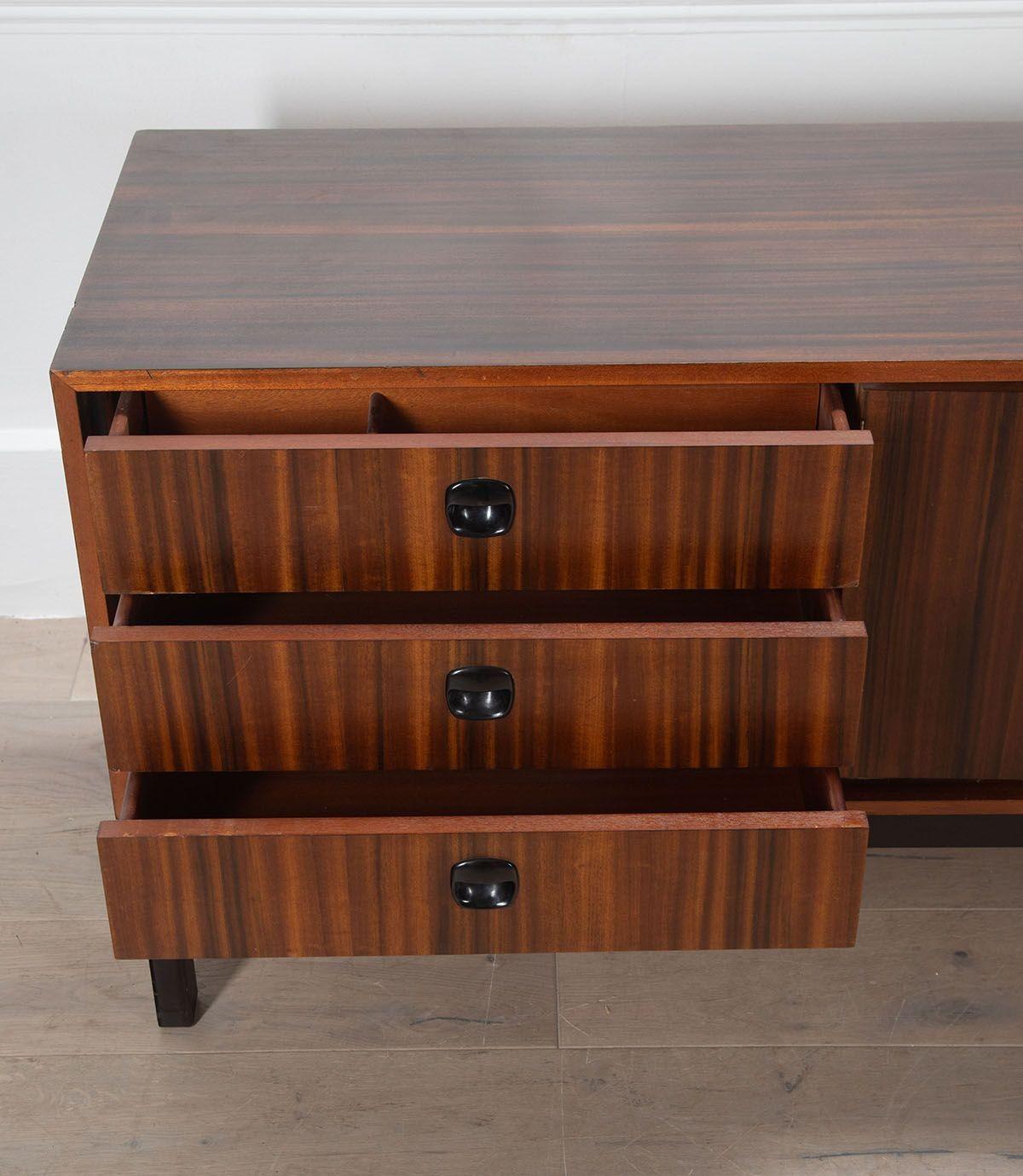 Mid-Century Italian Rosewood Sideboard For Sale 6