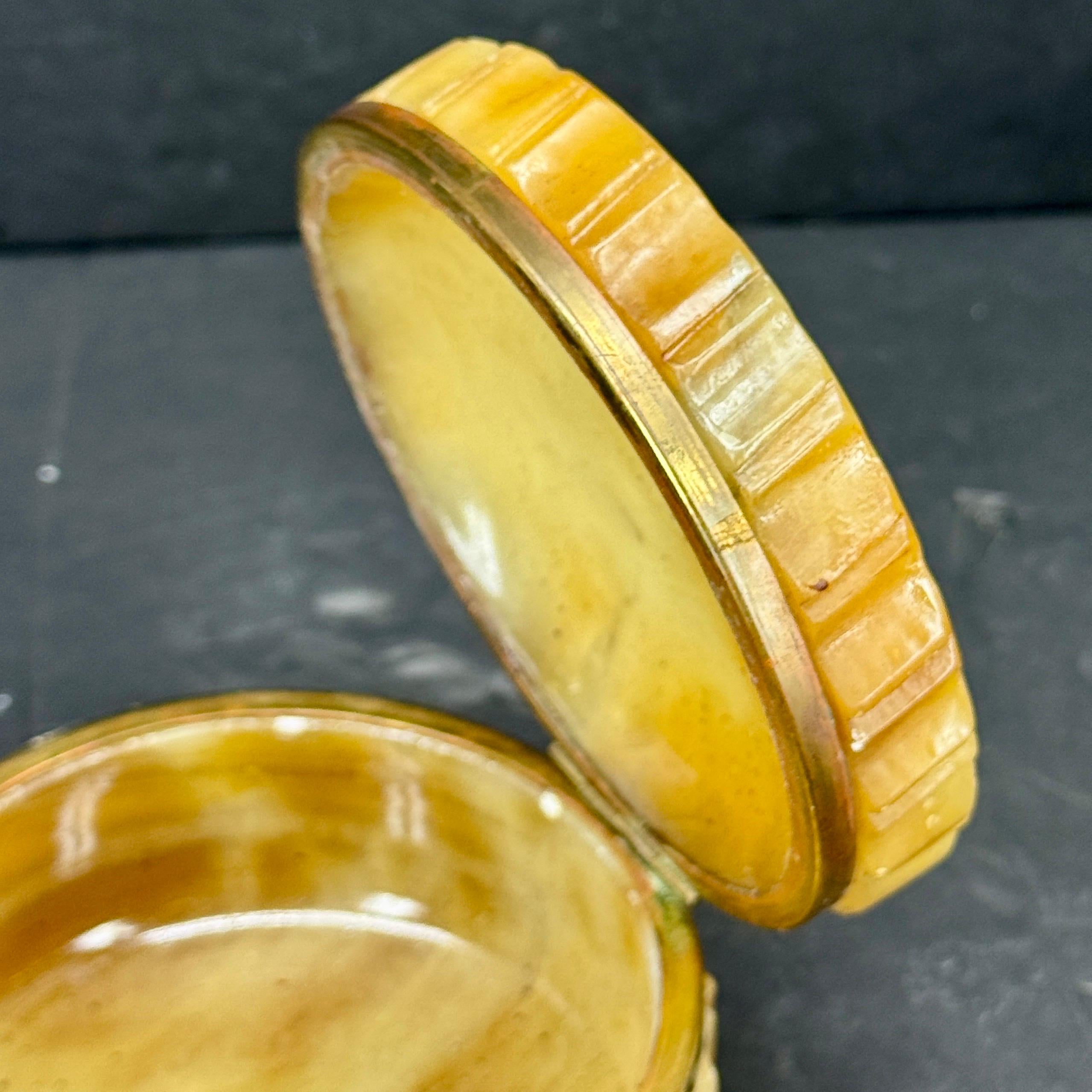 Mid-Century Modern Boîte à bijoux ronde en marbre italienne du milieu du siècle en vente