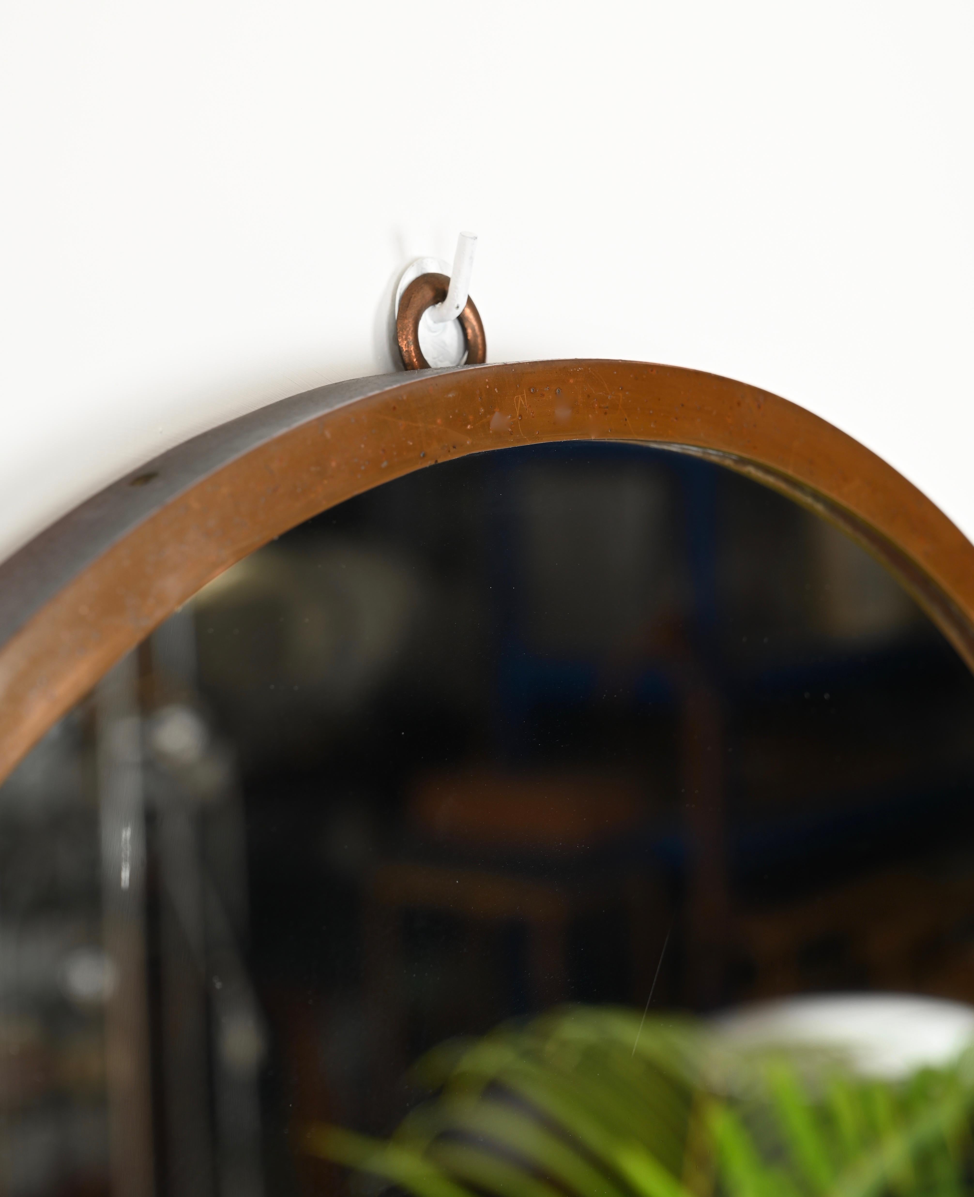 XX secolo Specchio rotondo italiano di metà secolo in ottone bronzato, Italia anni '50 in vendita