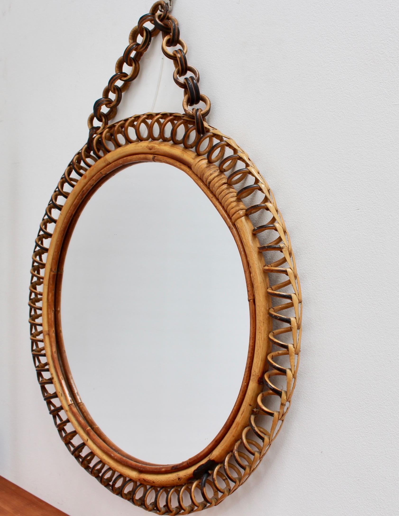 Mid-Century Modern Midcentury Italian Round Rattan Wall Mirror, circa 1960s