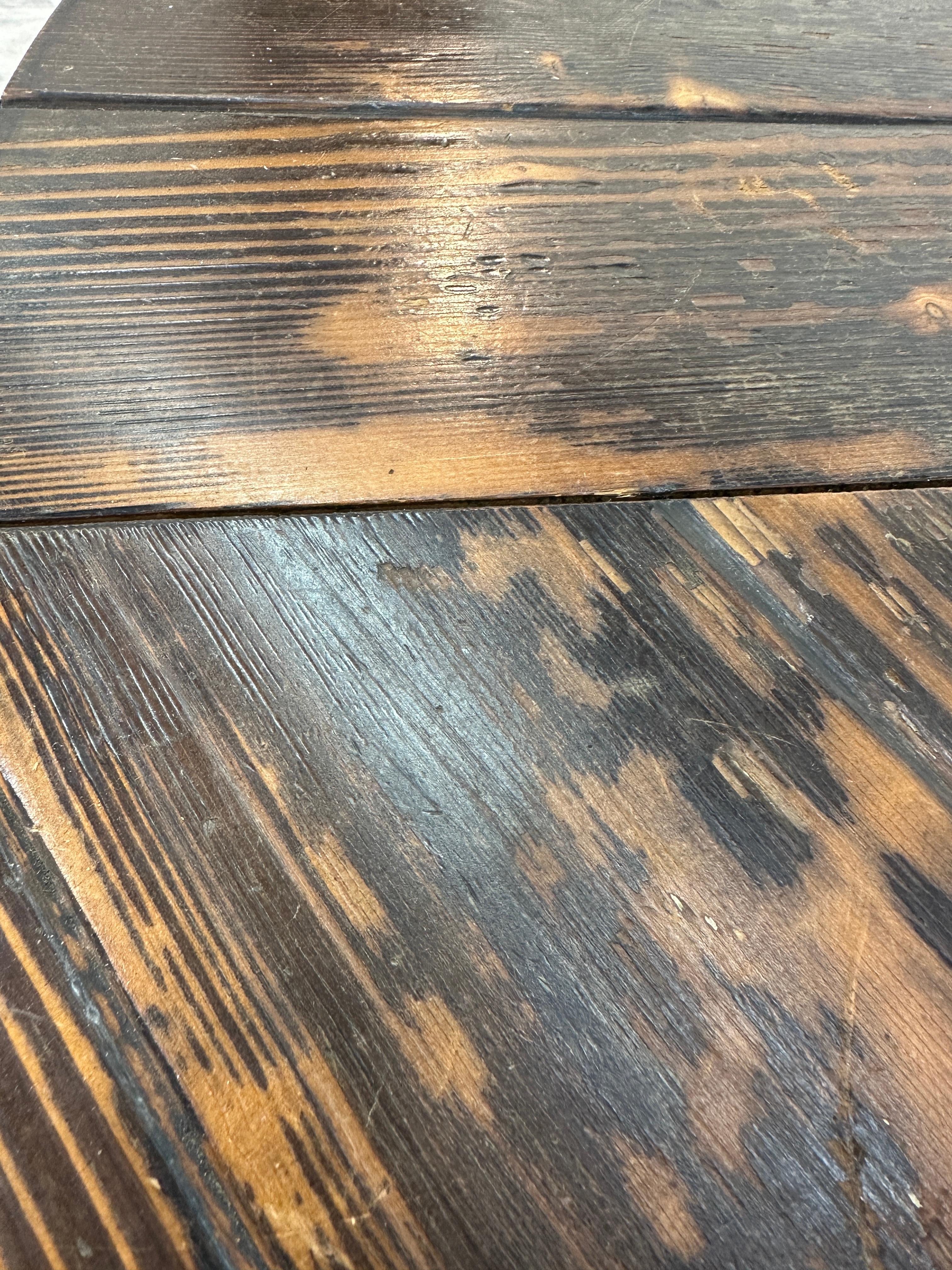 Mid Century Italian Round Wood Dining Table, 1970s By Edoardo Landi In Good Condition In Los Angeles, CA