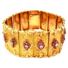 Mid Century Italian Ruby Diamond 18 Karat Yellow Gold Bracelet