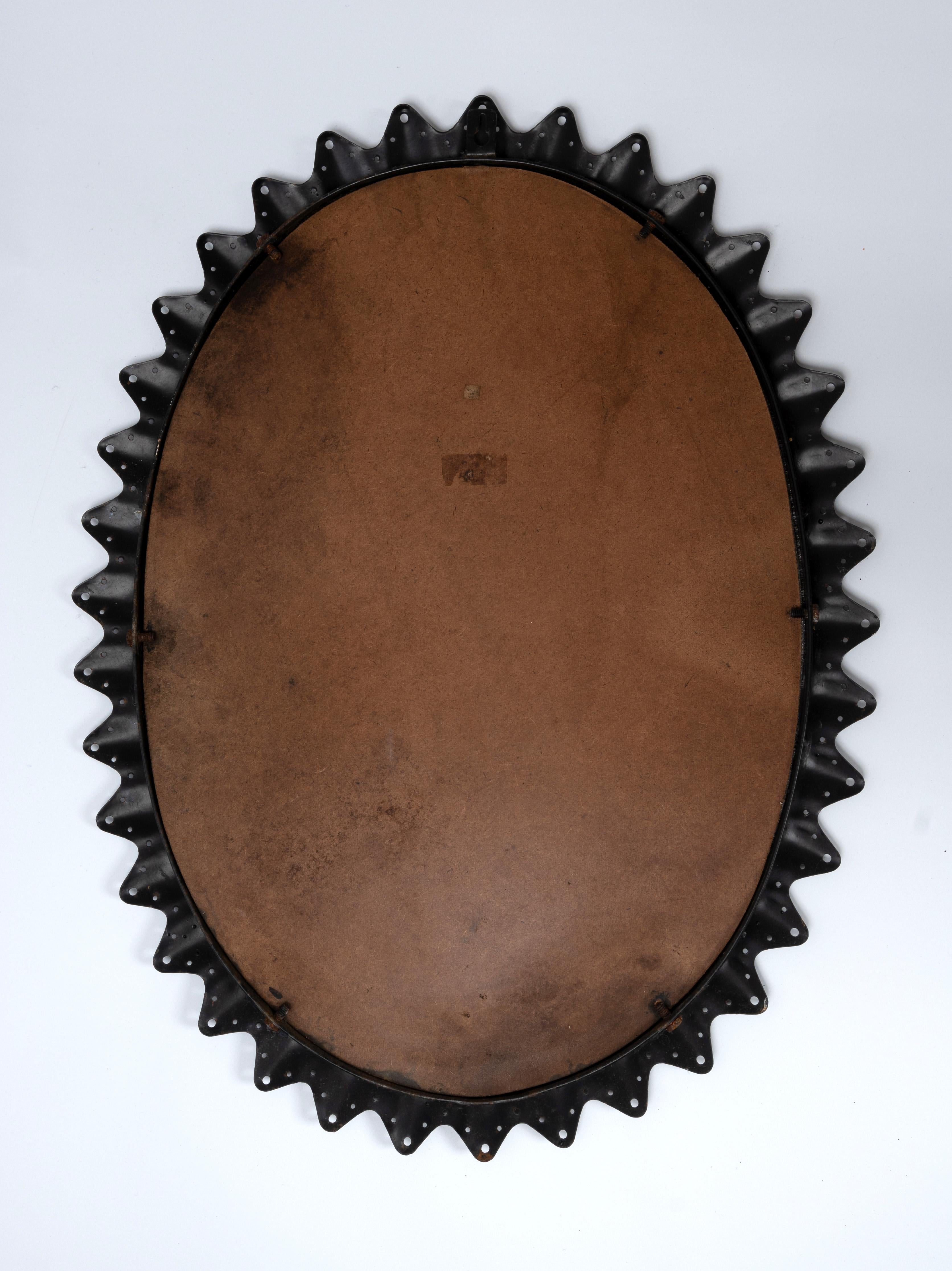 Miroir ovale festonné italien du milieu du siècle dernier, vers 1950 en vente 2