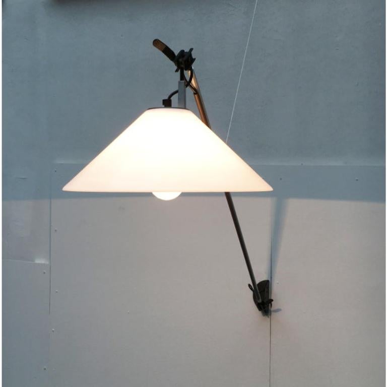 Sconce di metà secolo di Enzo Mari per Artemide, anni '70 in vendita 3