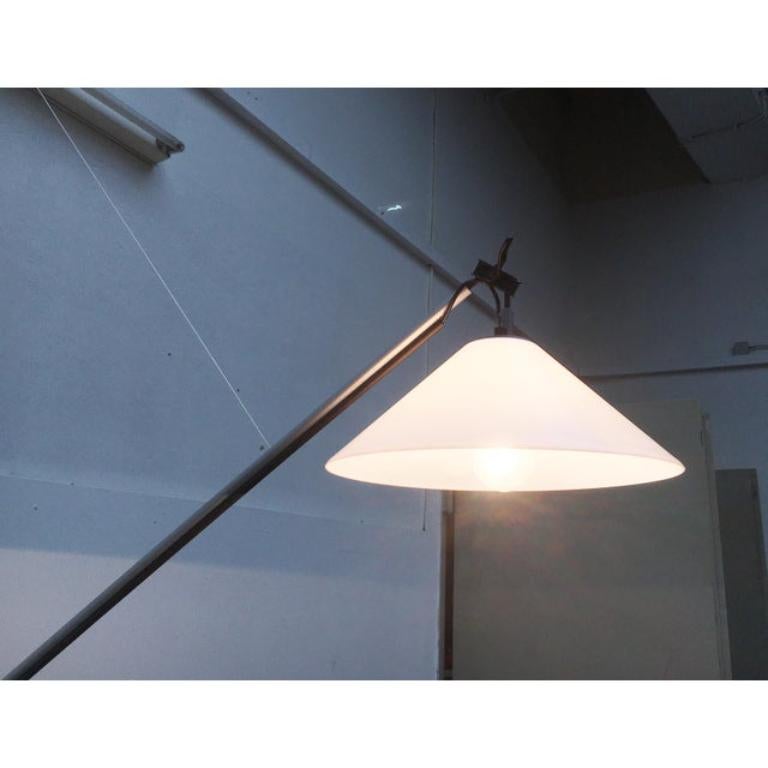 Italiano Sconce di metà secolo di Enzo Mari per Artemide, anni '70 in vendita